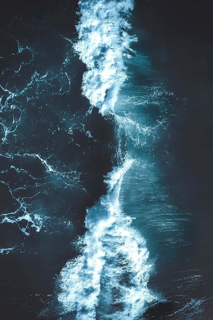 750x1125 Download Mysterious Dark Ocean Waves Wallpaper