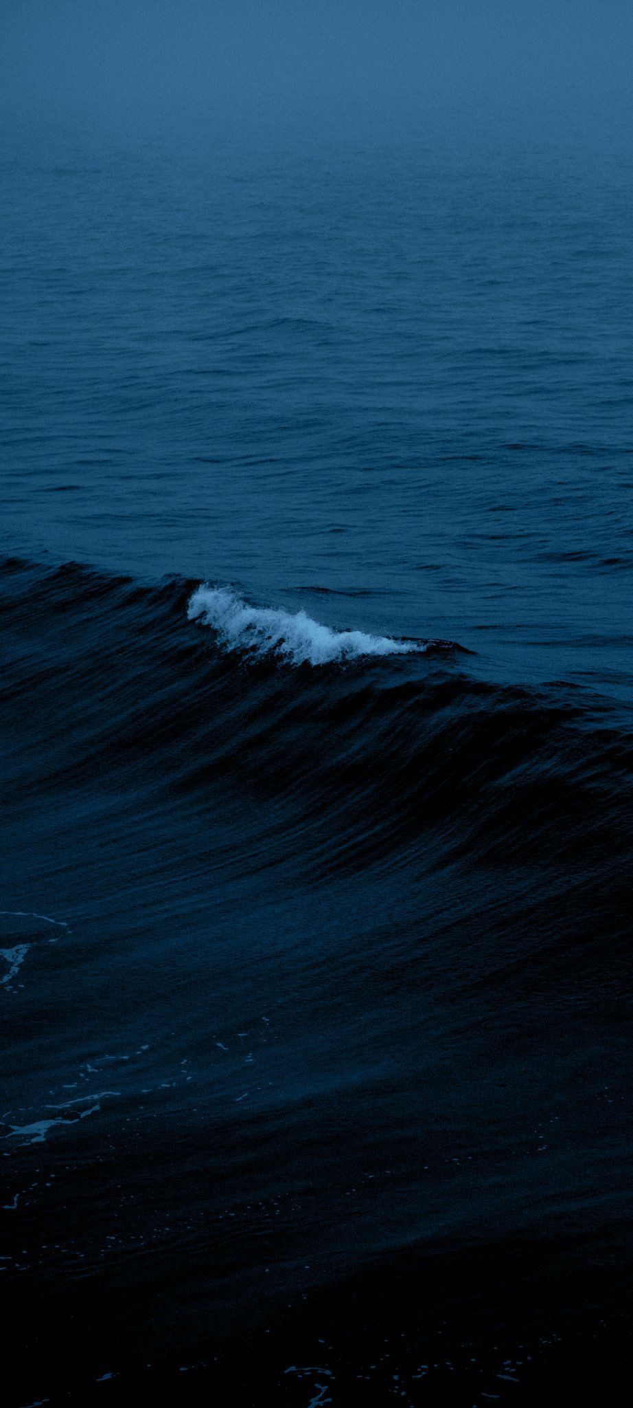 922x2048 Dark Blue Waves Wallpaper