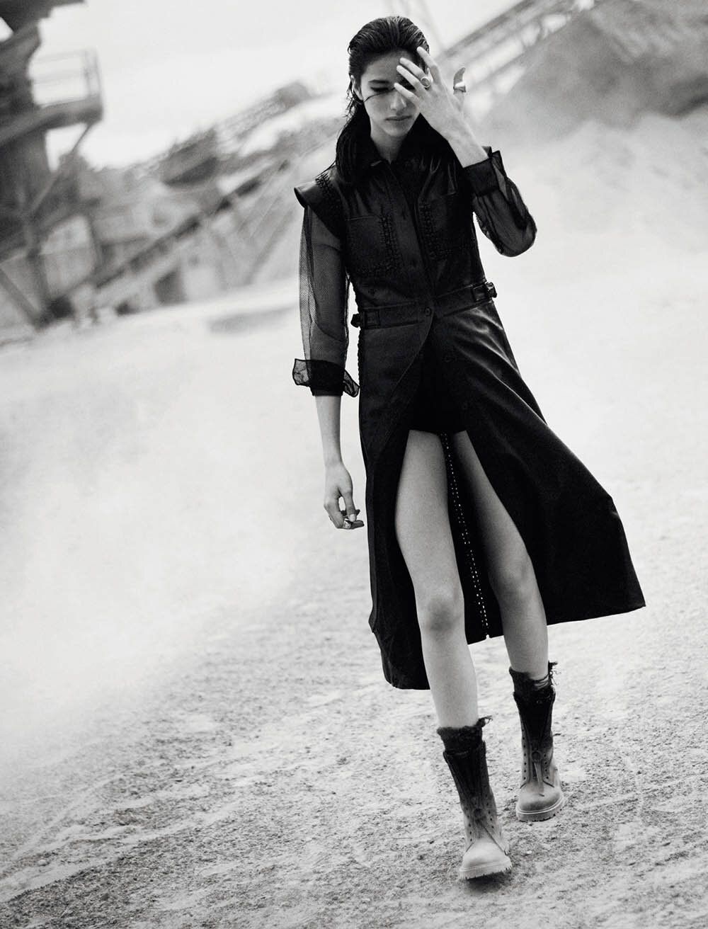 1000x1312 Loli Bahia Is True Grit Girl by Boo George Numéro September