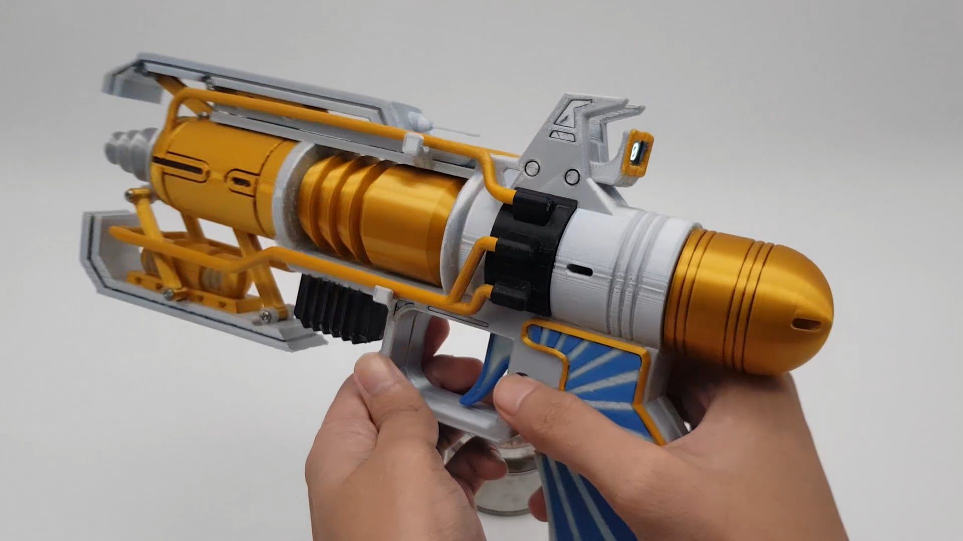 1920x1080 Made a Death ray Wingman Replica with reloads mechanisms and sounds
