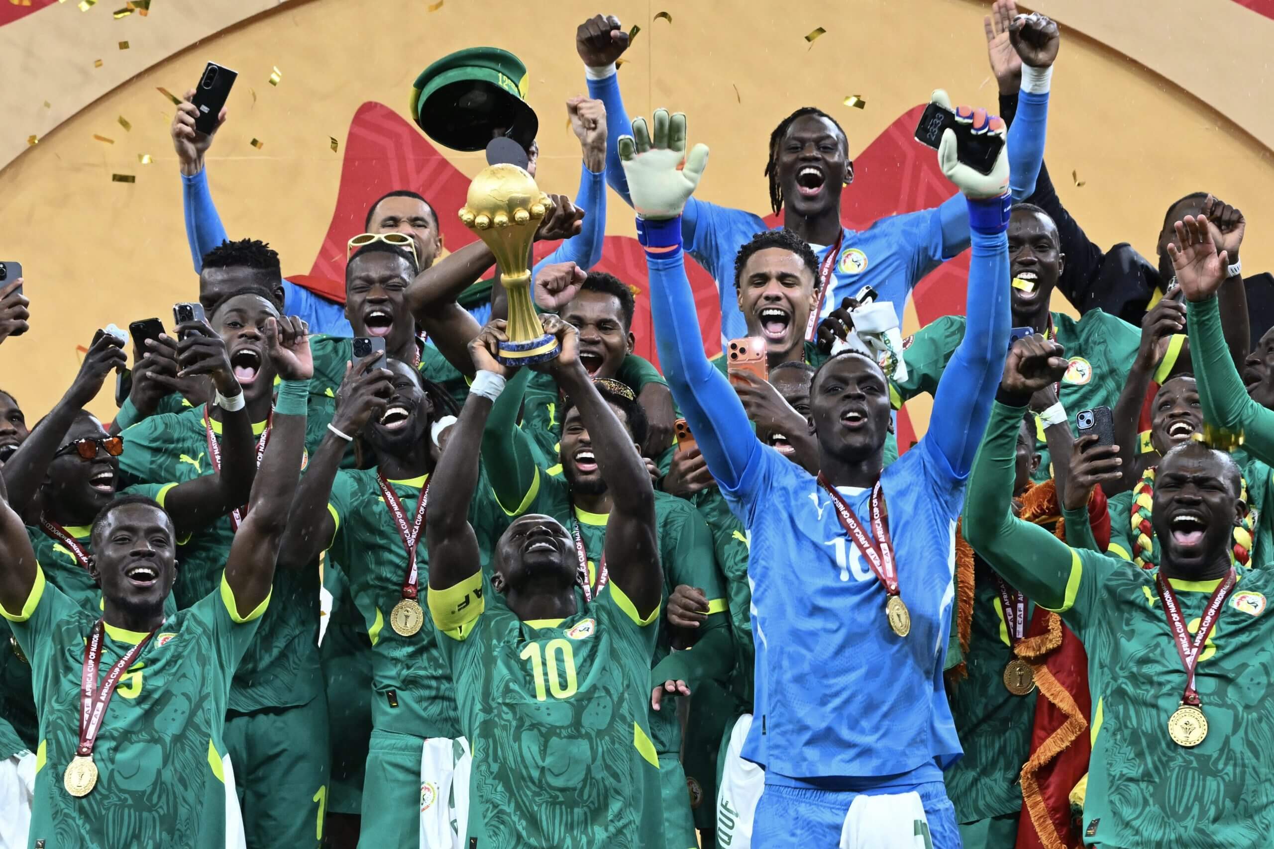 2560x1707 Senegal's AFCON winners awarded plot of land on country's coastline, says president