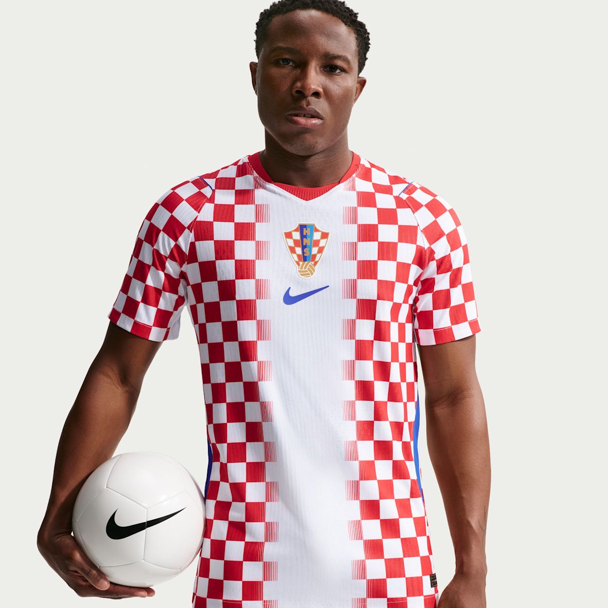 1184x1184 Croatia Football Shirts & Tops 2026. Nike LU