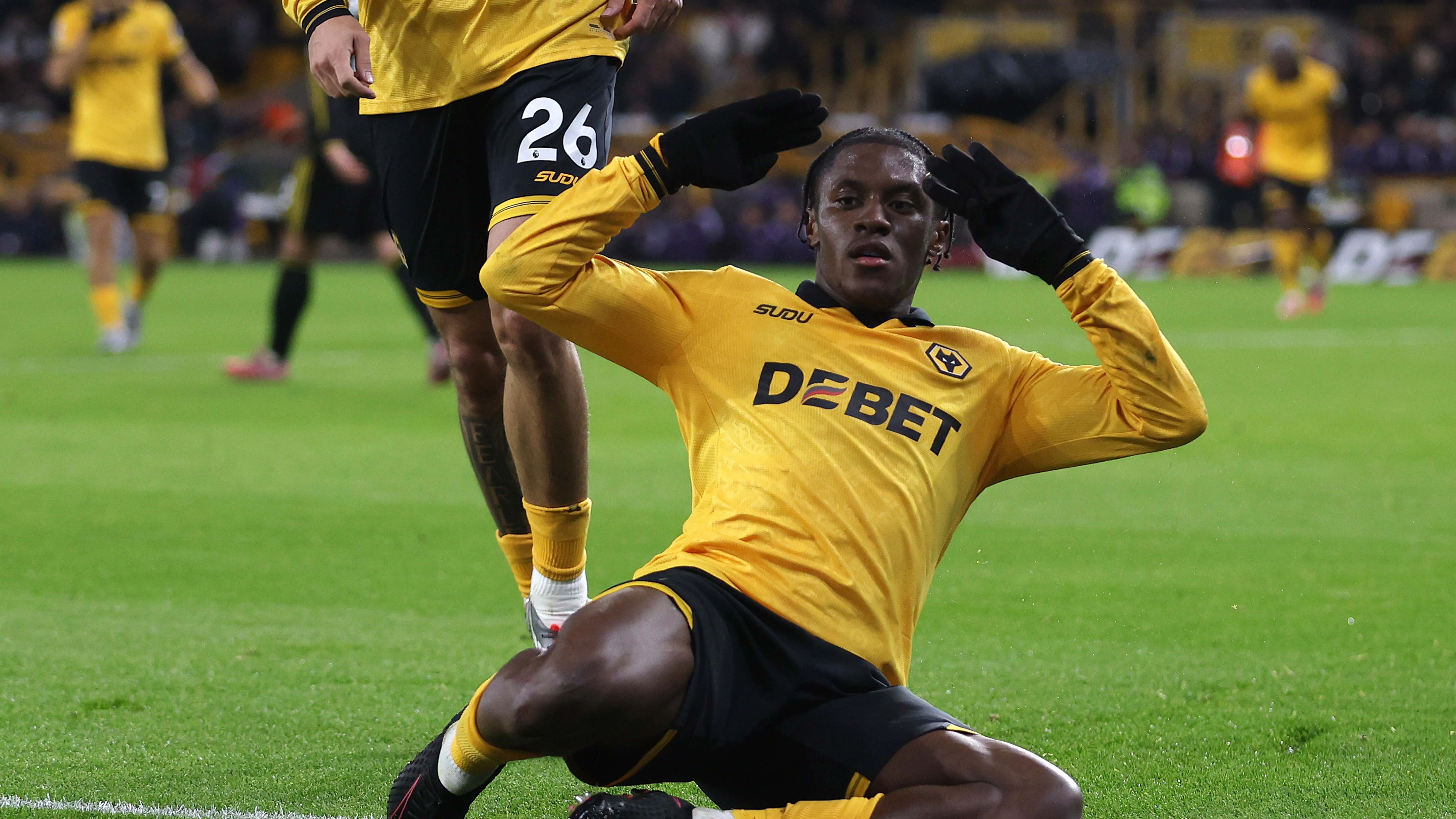 7322x4118 Haiti star who helped country qualify for first World Cup in 52 years continues fine form by scoring against Man Utd
