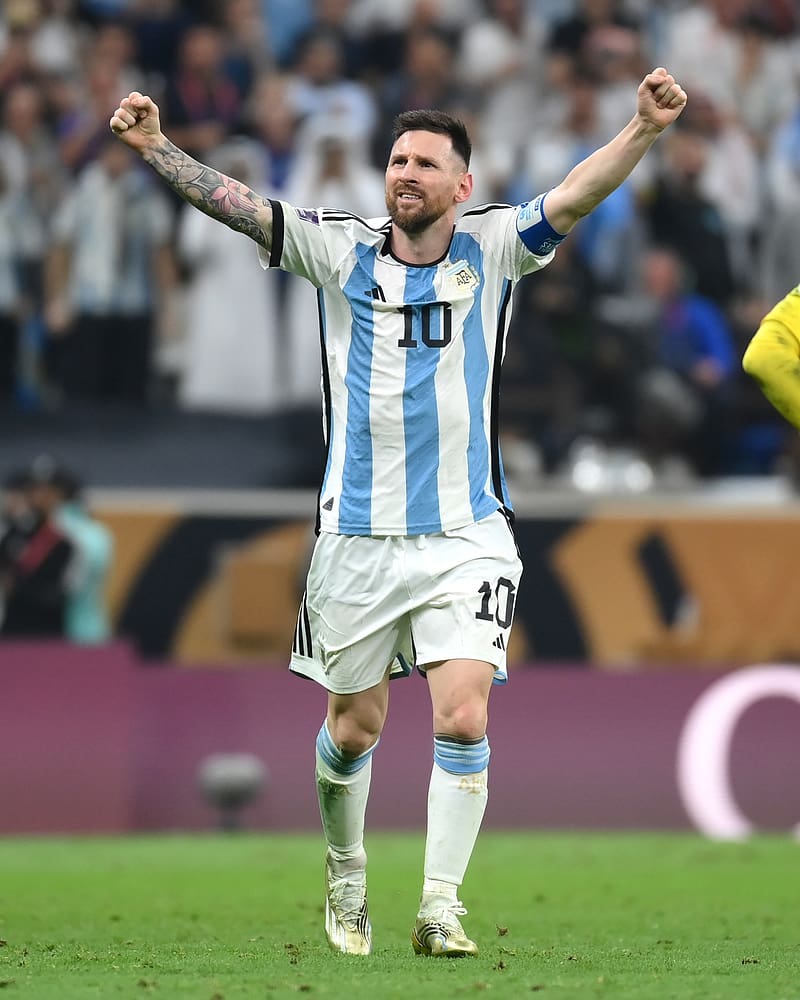 800x1000 HD messi and world cup wallpaper