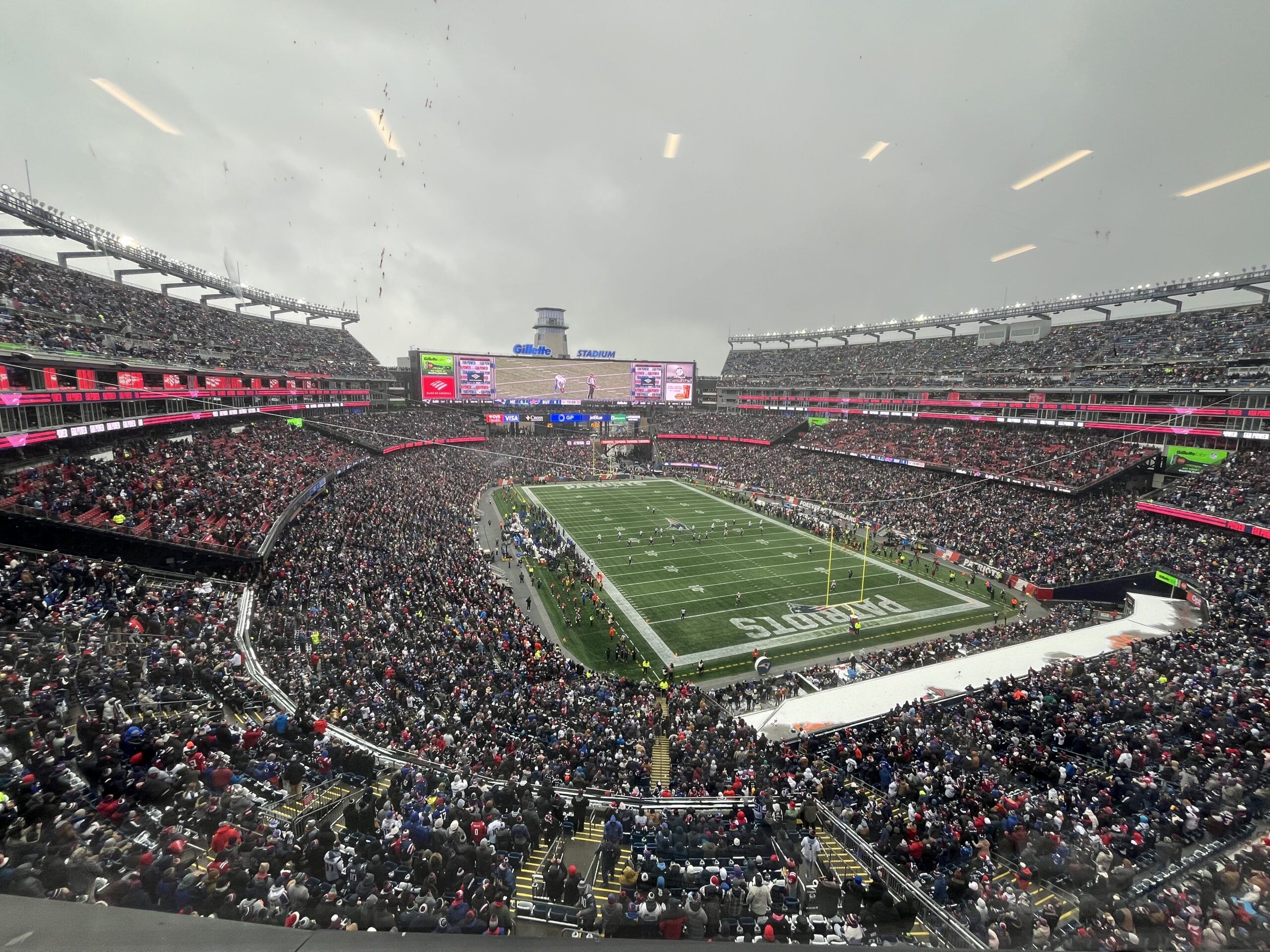 2560x1920 Despite the ending, Gillette Stadium returned to playoff form vs. Buffalo