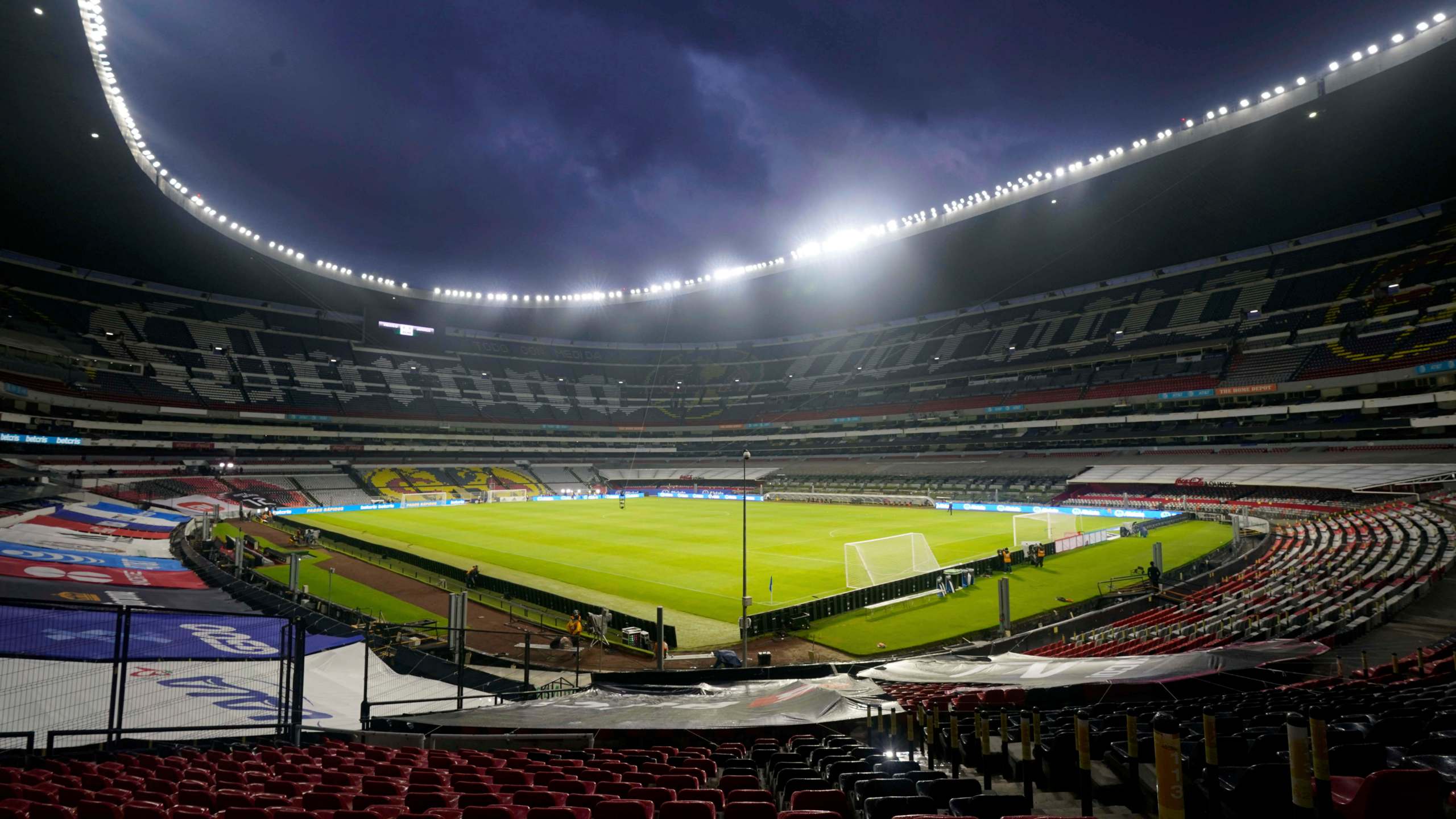 2560x1440 Mexico: Soccer Fans Face 5 Year Ban If Caught Yelling Homophobic Chant