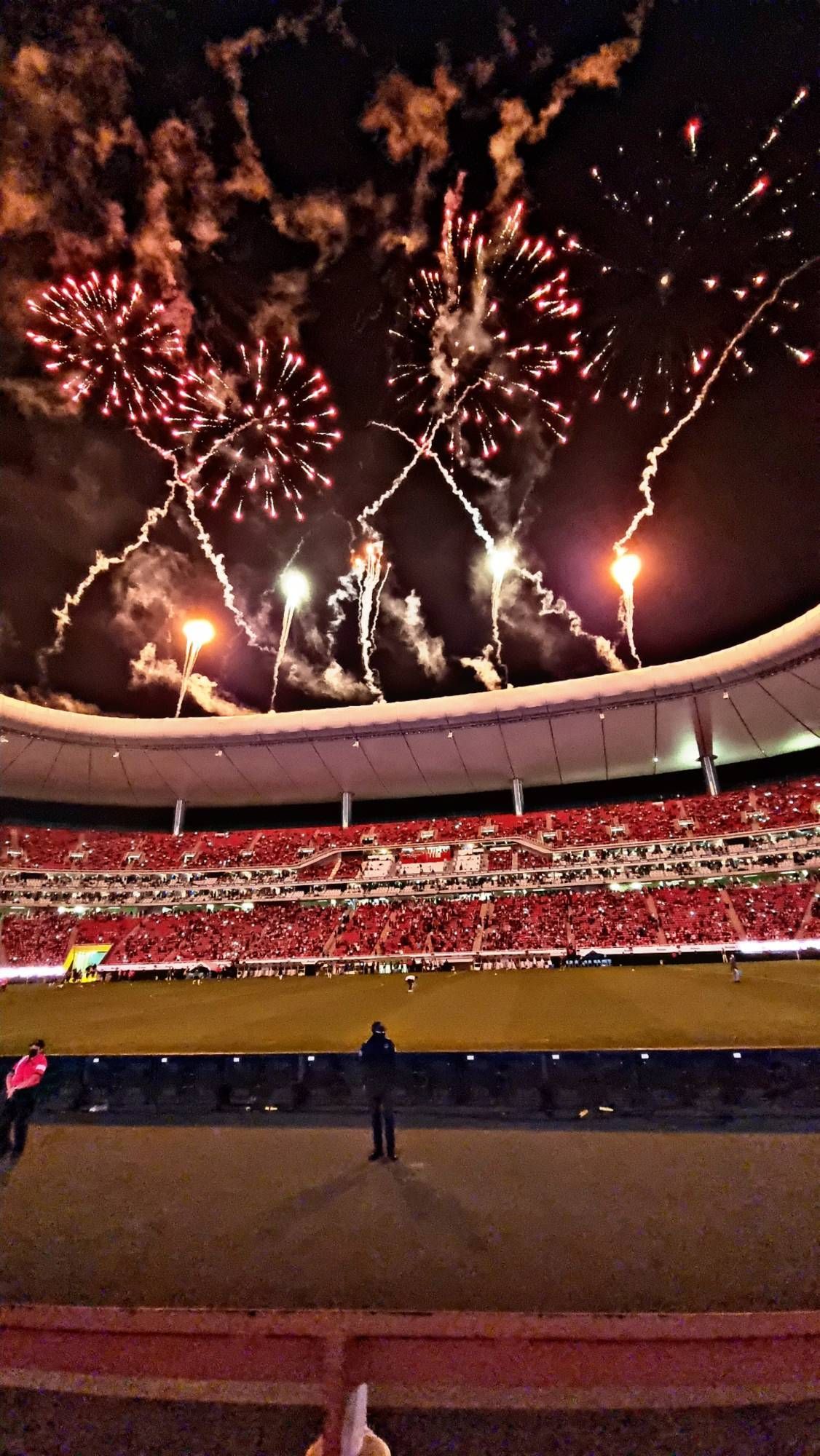 1126x2000 Estadio Akron