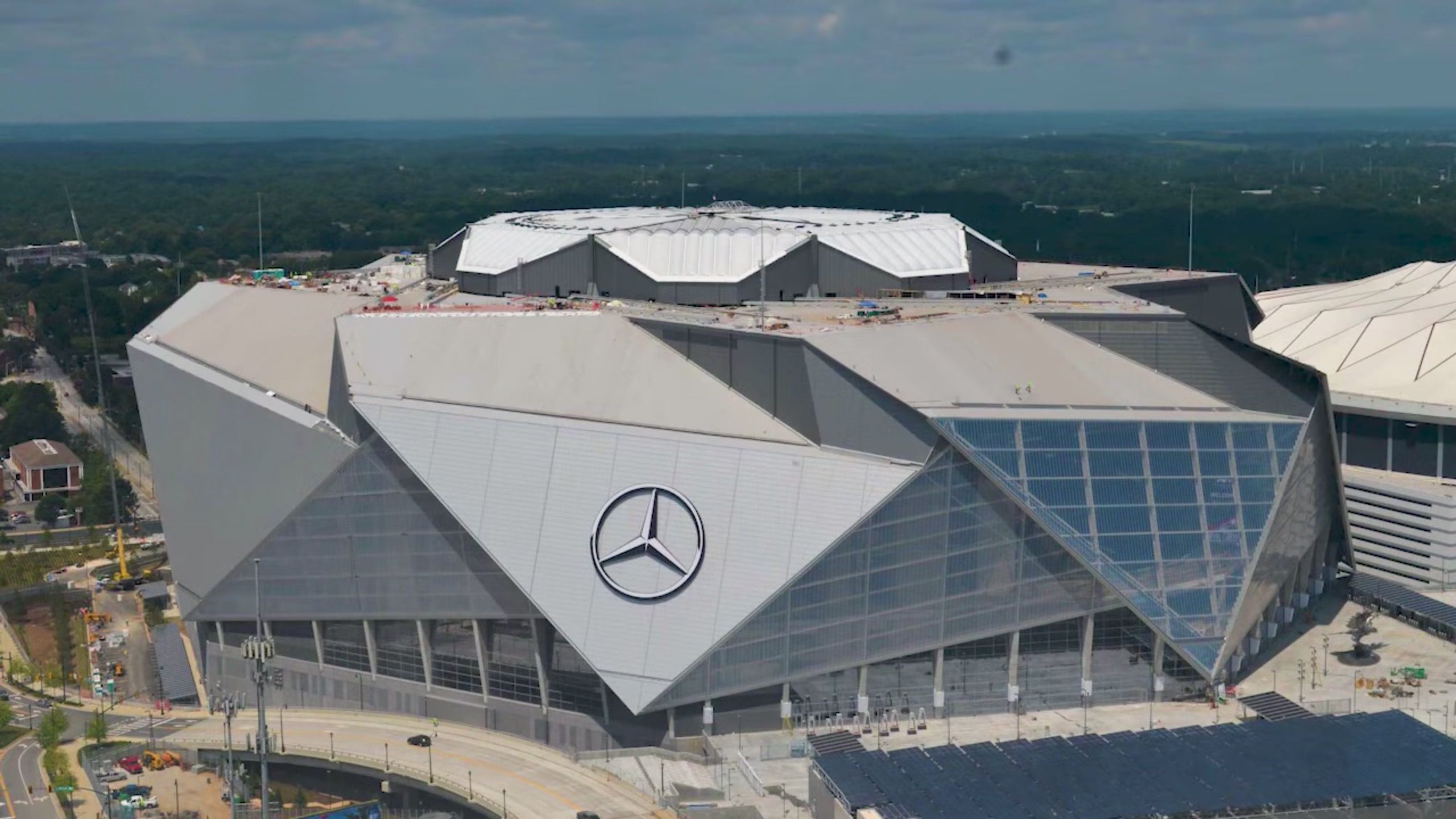 2560x1440 Mercedes Benz Stadium