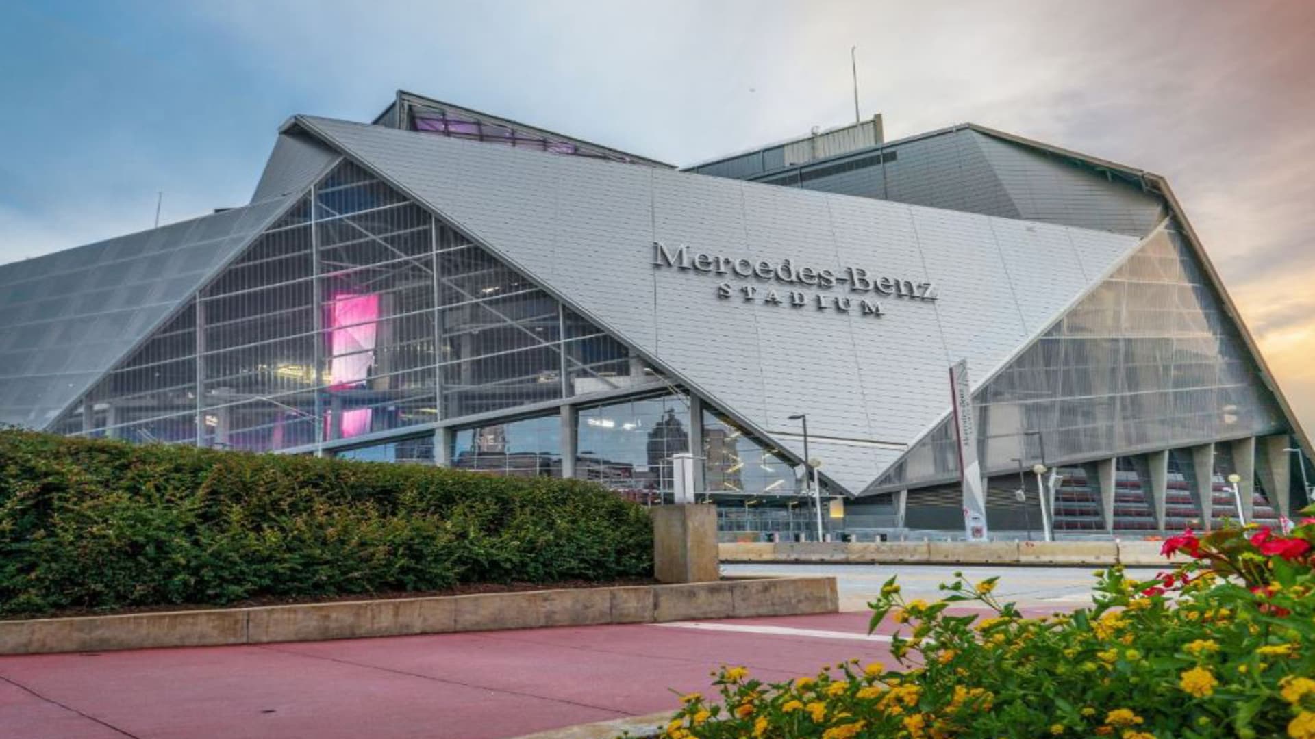 1920x1080 Arthur Blank's next stadium revolution: Going cashless