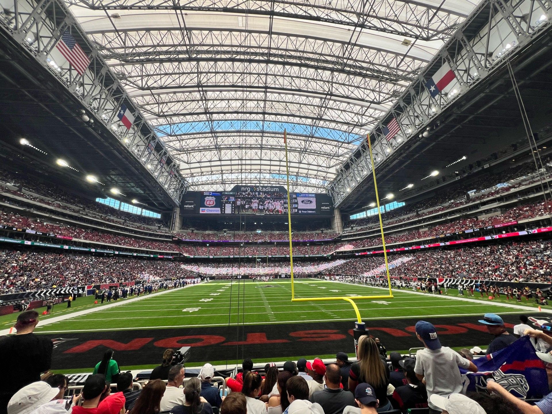 1920x1440 Roof damage caused by Hurricane Beryl makes fans VERY HOT at NRG Stadium during Saturday's Texans v. Giants game