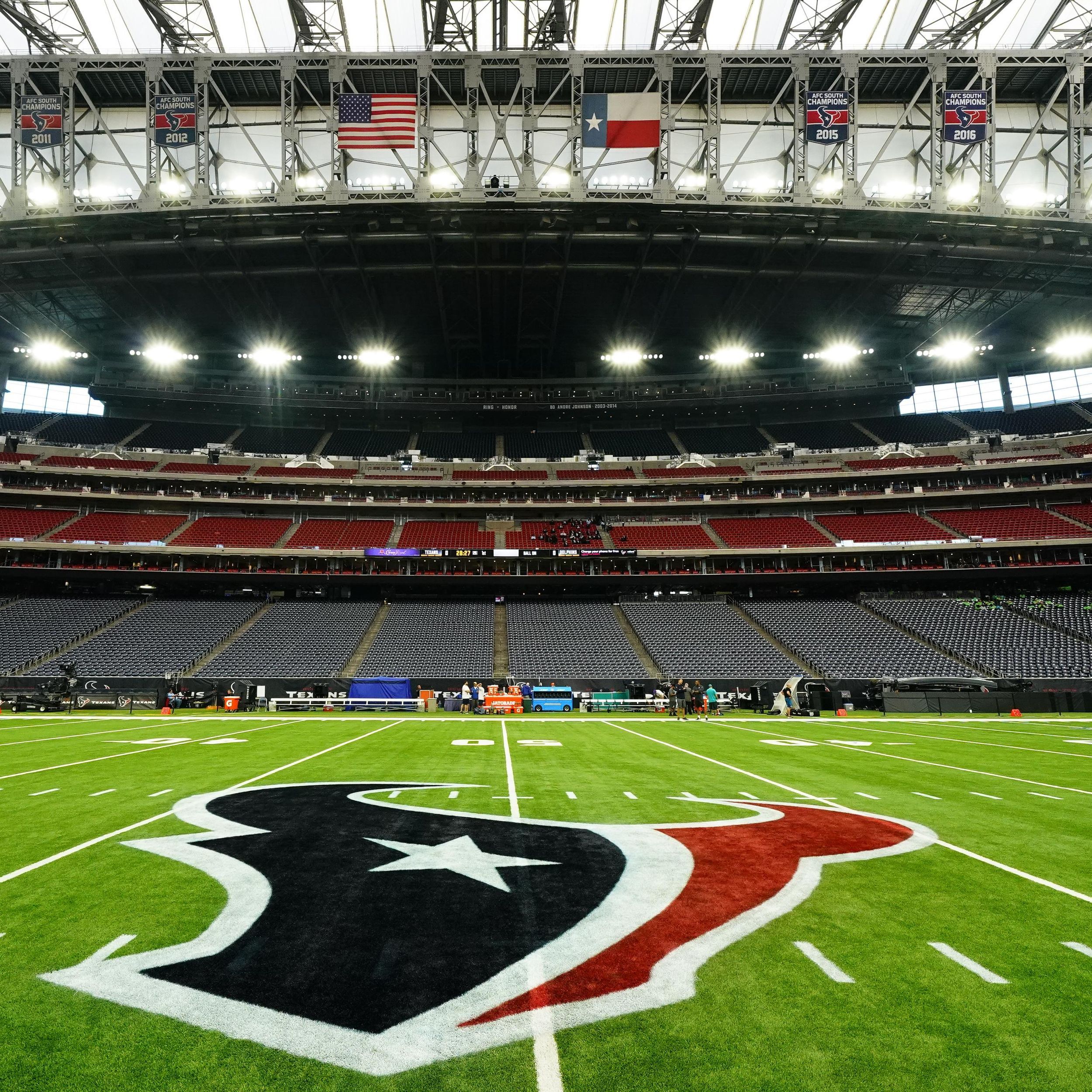 2500x2500 Report: NRG Stadium to hold 2019 nonconference game between Washington State, Houston