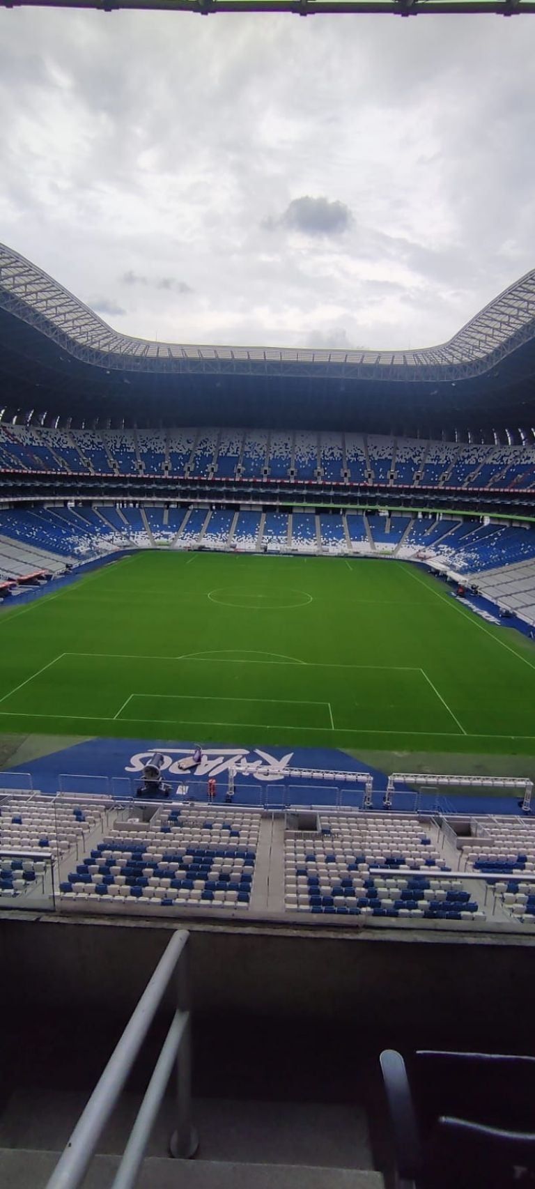 768x1706 Así luce la cancha del Estadio BBVA para el partido de Rayados