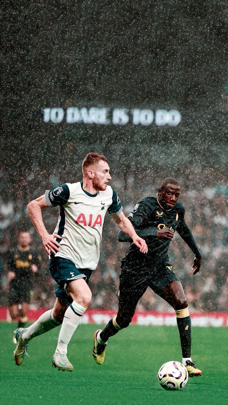 736x1308 Dejan Kulusevski