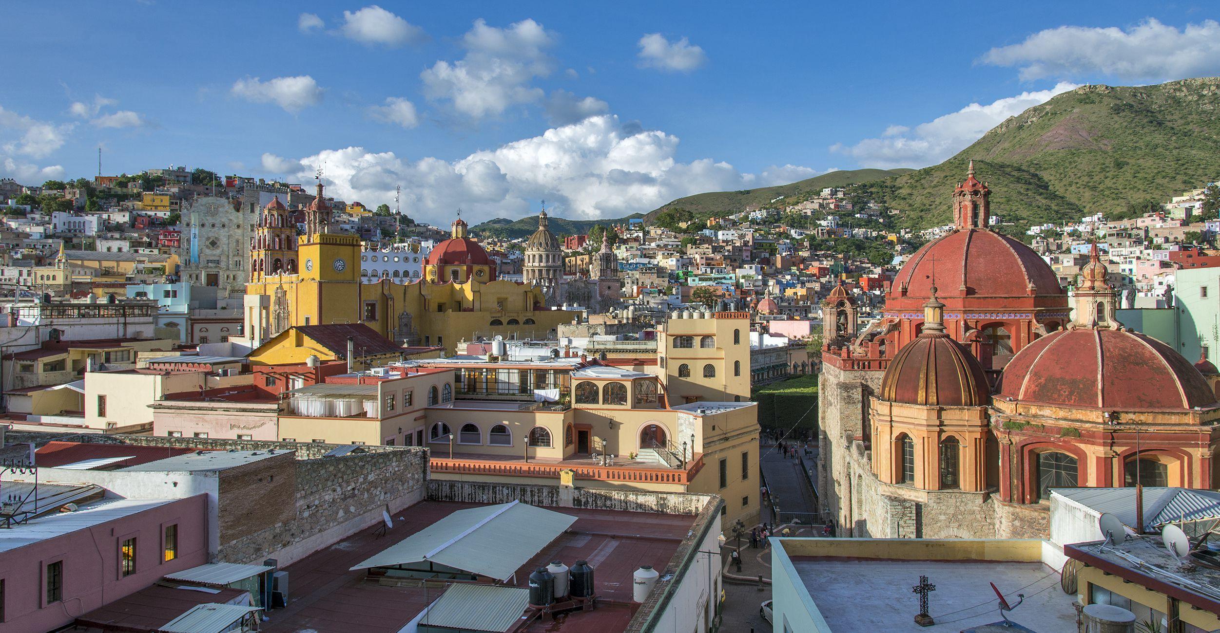 2503x1300 Guanajuato Wallpaper HD