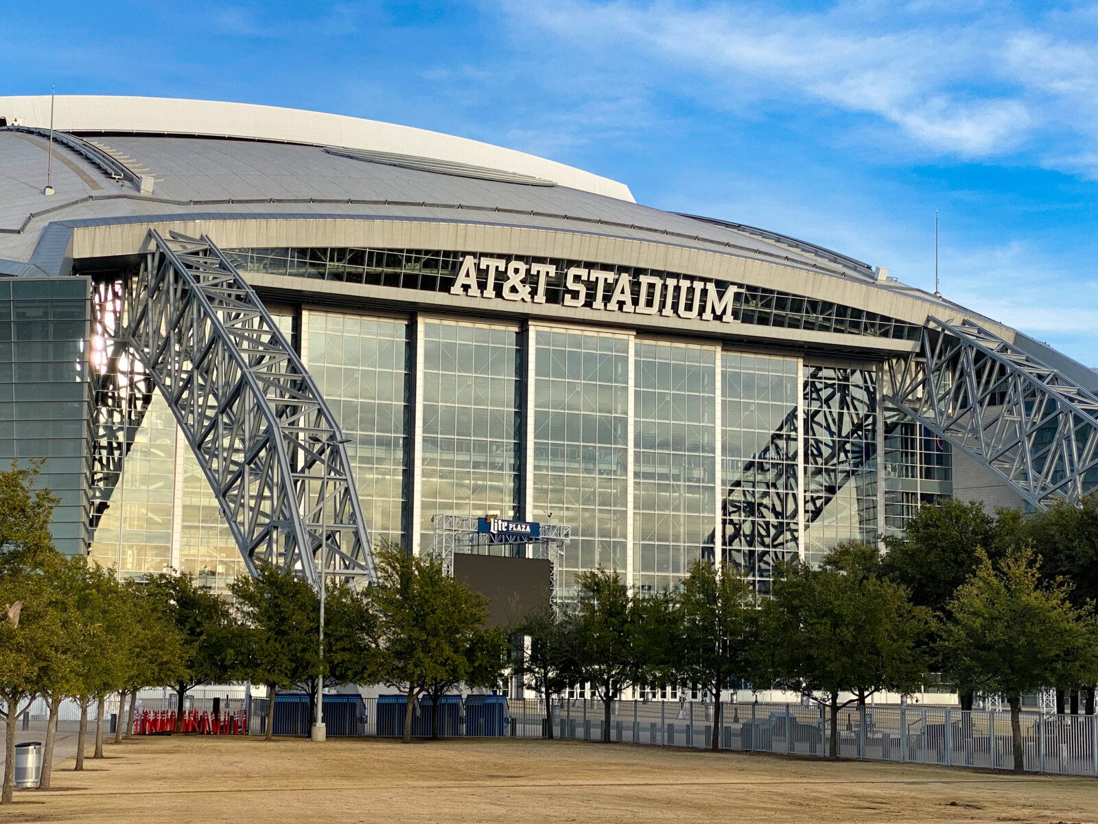 1600x1200 Things to Know Before Visiting AT&T Stadium Vacation Rentals