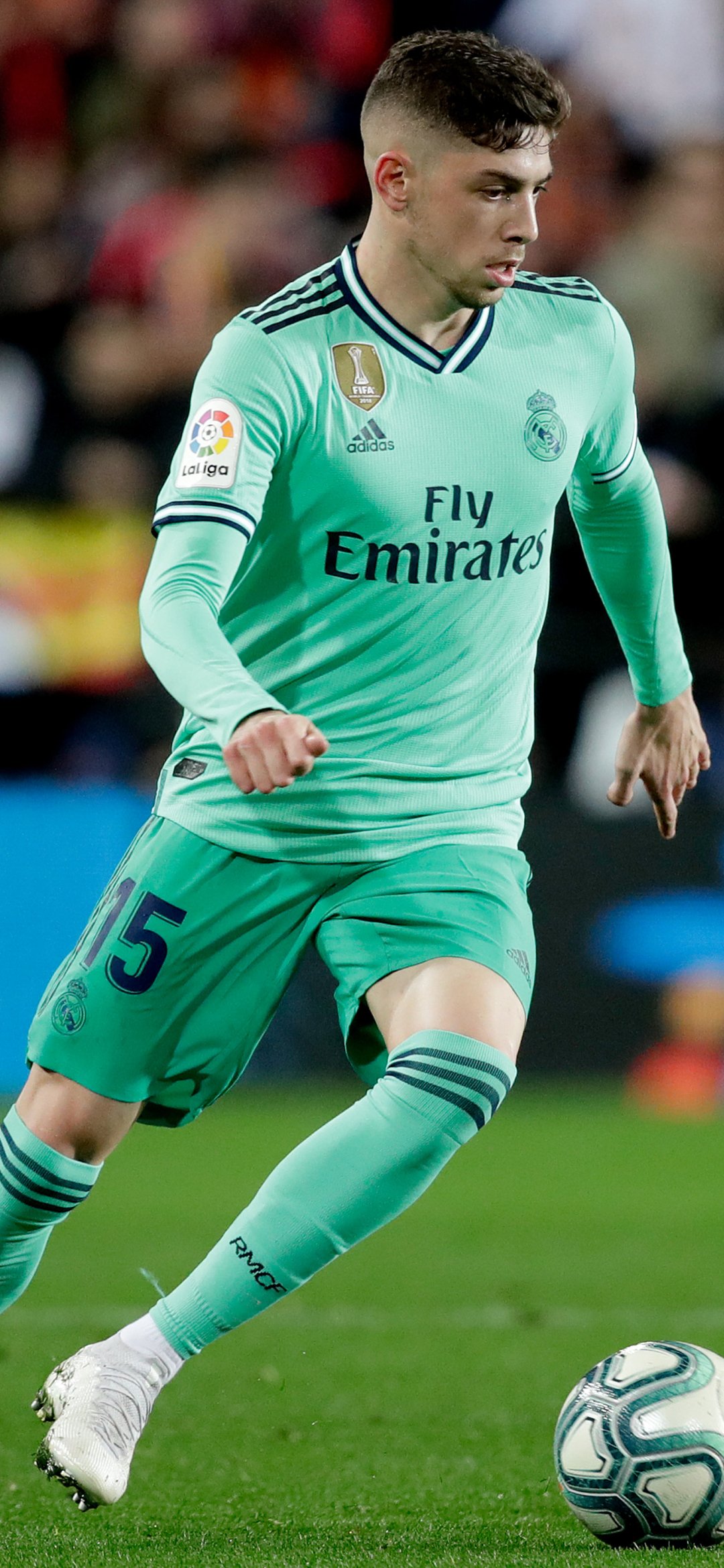 1080x2340 Federico Valverde Phone Wallpaper: Free 4K & HD Downloads