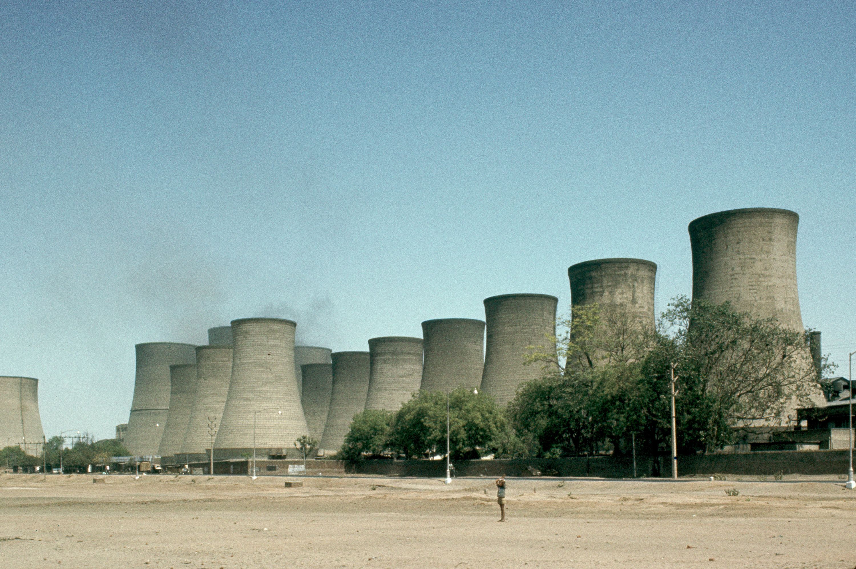 3000x1995 Sabarmati Thermal Power Plant Phone Wallpaper: Free 4K & HD Downloads