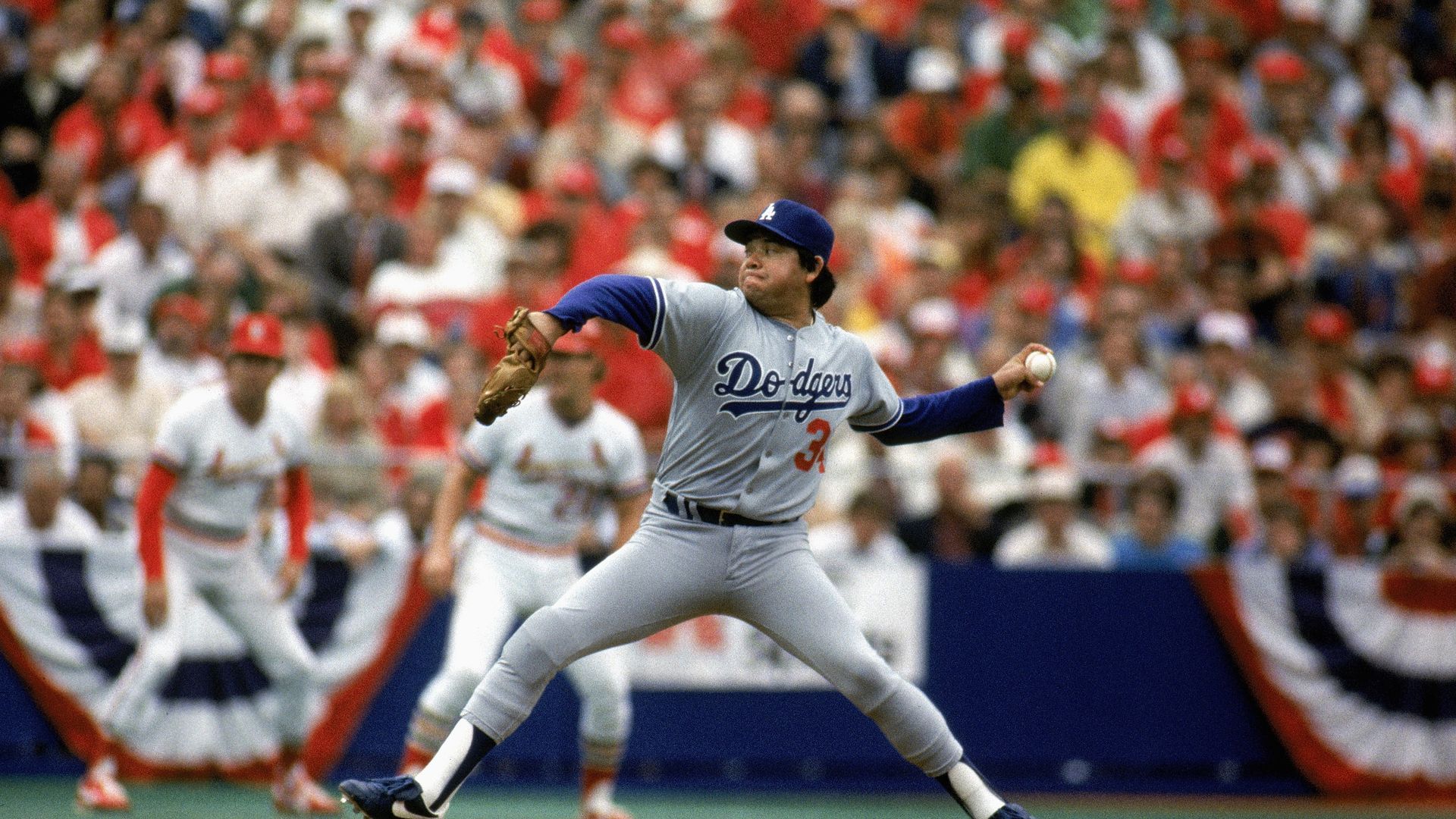 1920x1080 Fernando Valenzuela's life in photo