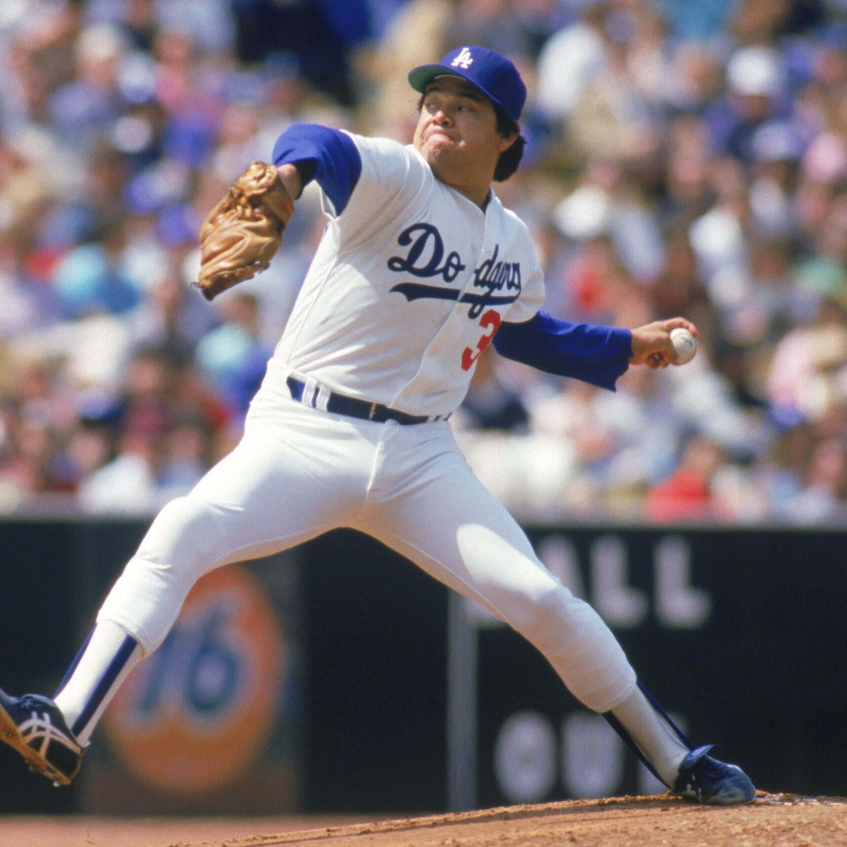1715x1715 Muere Fernando Valenzuela, legendario beisbolista mexicano de los Dodgers