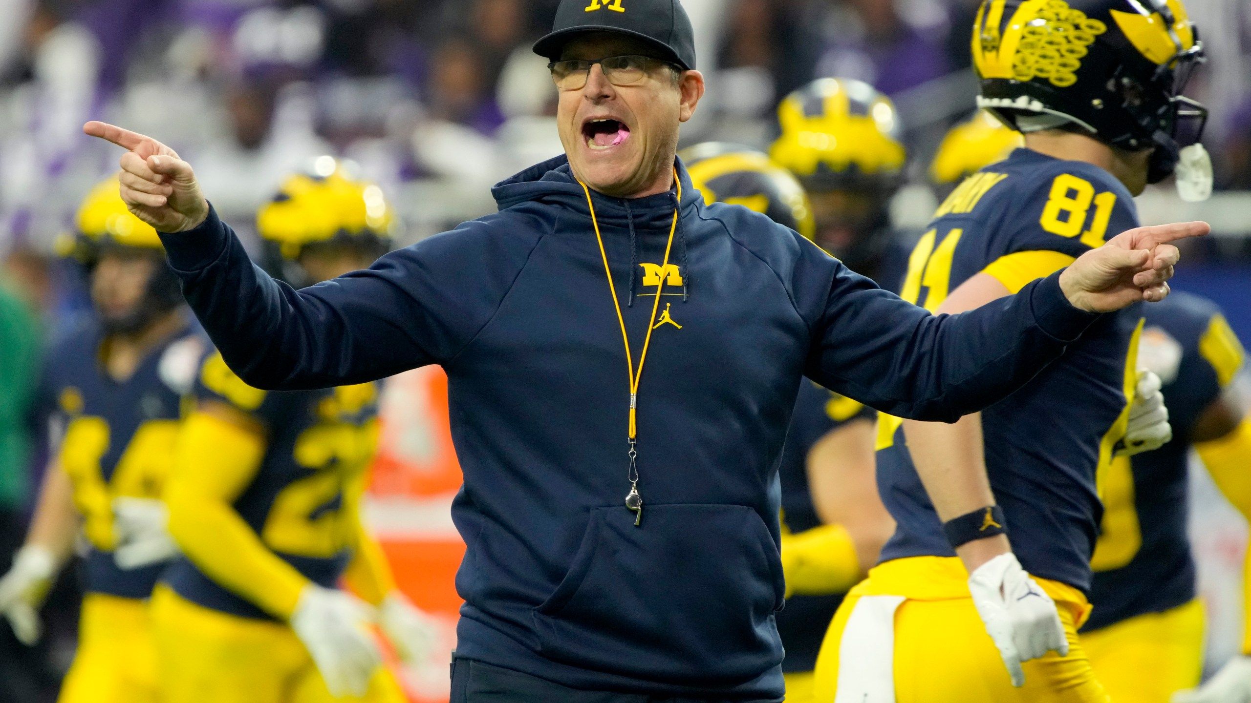 2560x1440 AP source: Panthers owner, Jim Harbaugh discuss coaching job