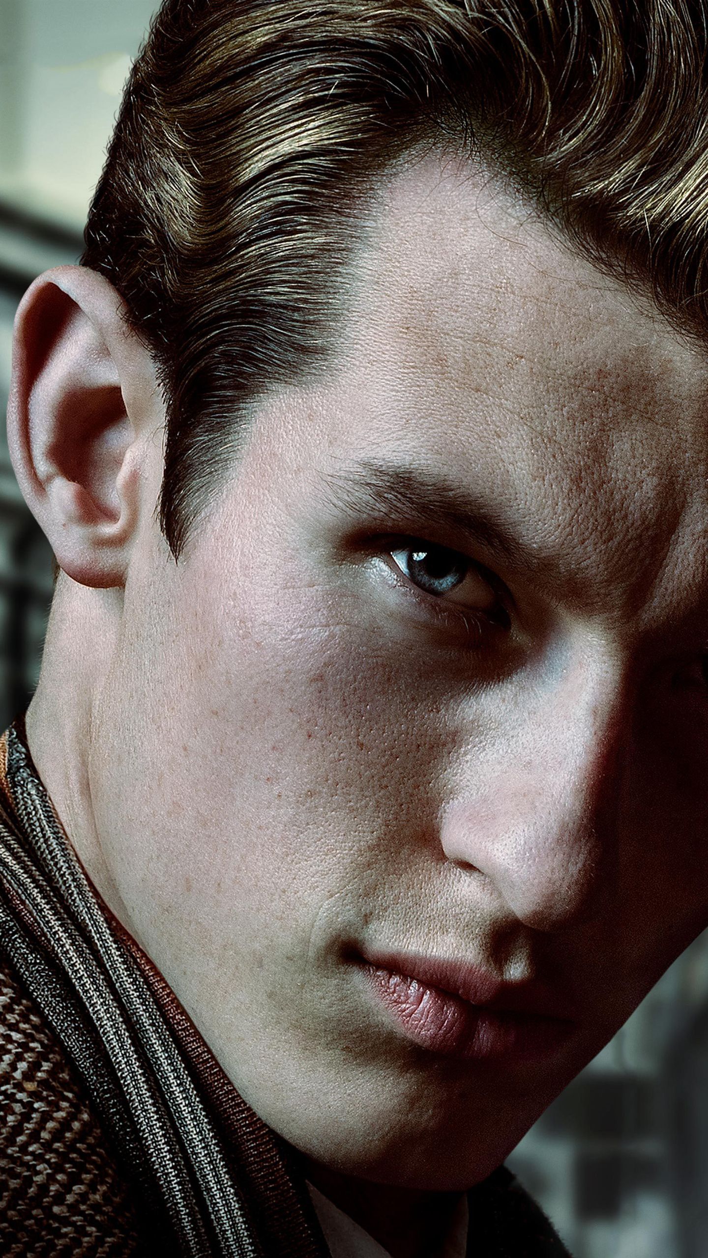 1440x2560 Callum Turner As Theseus Scamander In Fantastic Beasts The Crimes Of Grindlewald Movie Samsung Galaxy S S7 , Google Pixel XL , Nexus 6P , LG G5 , HD 4k Wallpaper, Image, Background, Photos and Picture