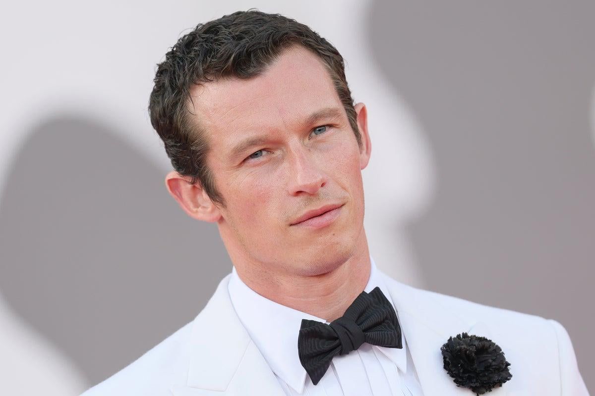 1200x800 Callum Turner is allegedly 'blabbing all over town' that he's been cast as the next James Bond
