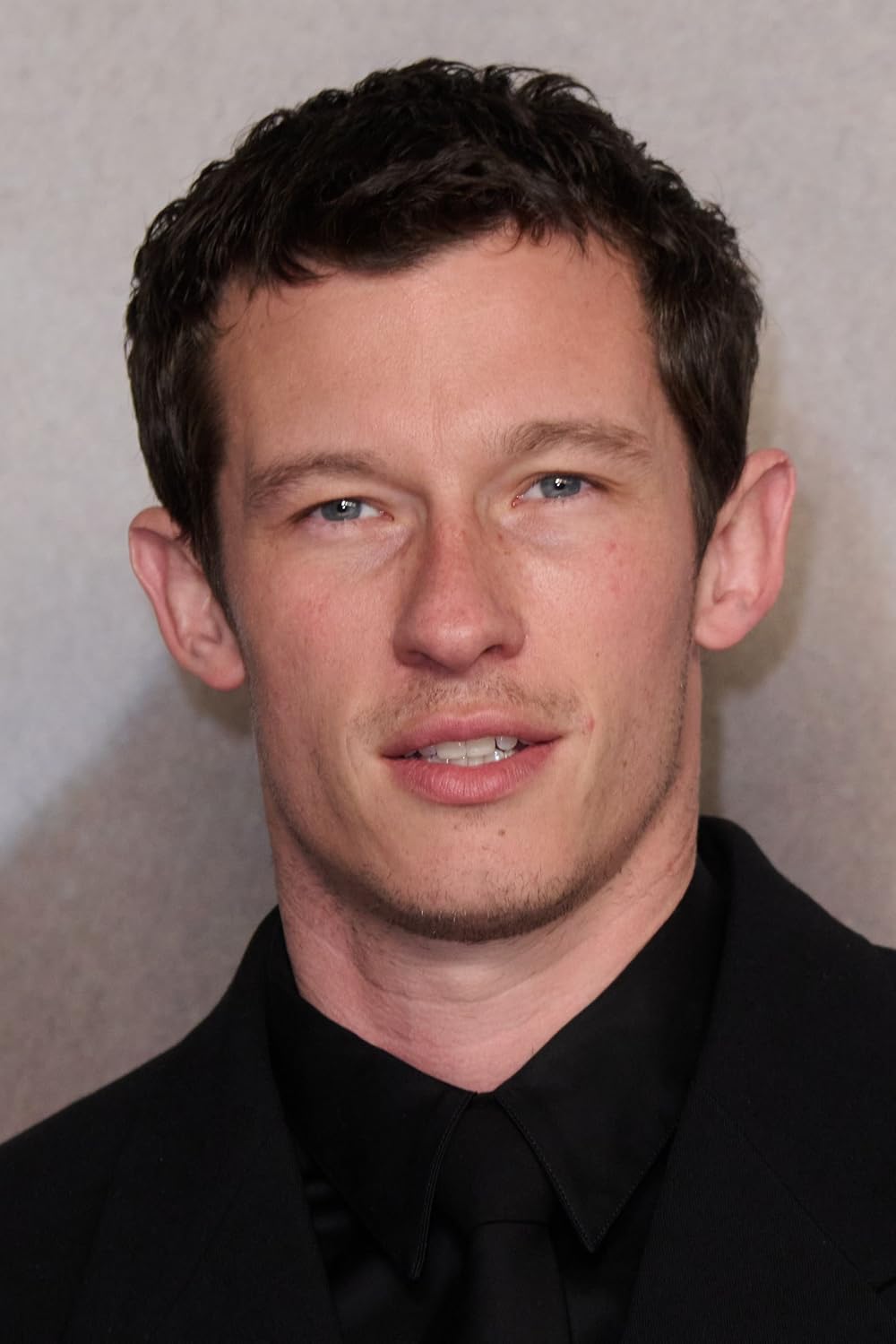 1000x1499 Callum Turner