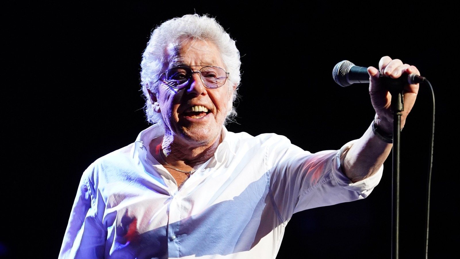 1600x900 Watch Roger Daltrey Cover Creedence Clearwater Revival, Paul Simon