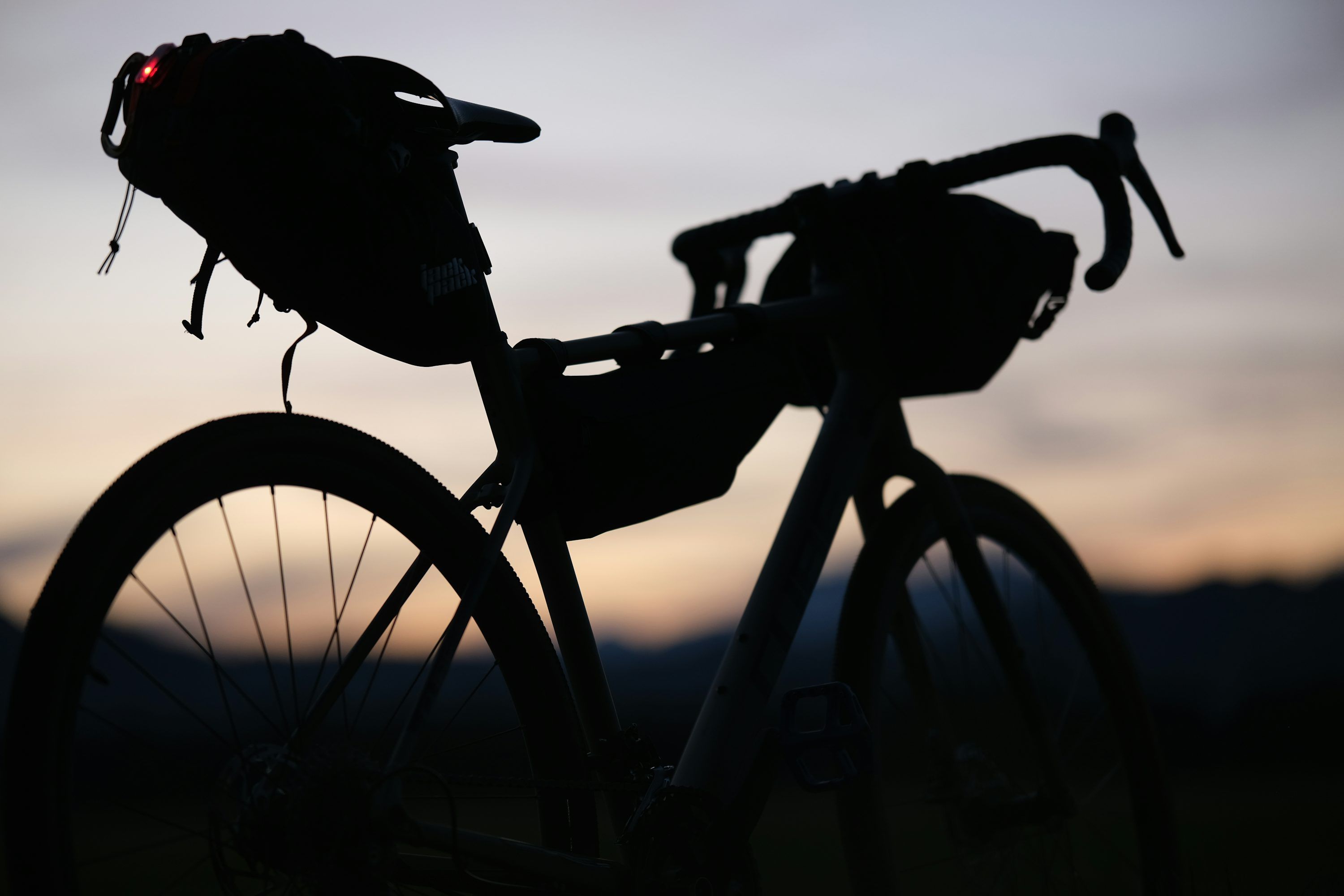 3000x2000 Bikepacking Picture. Download Free Image