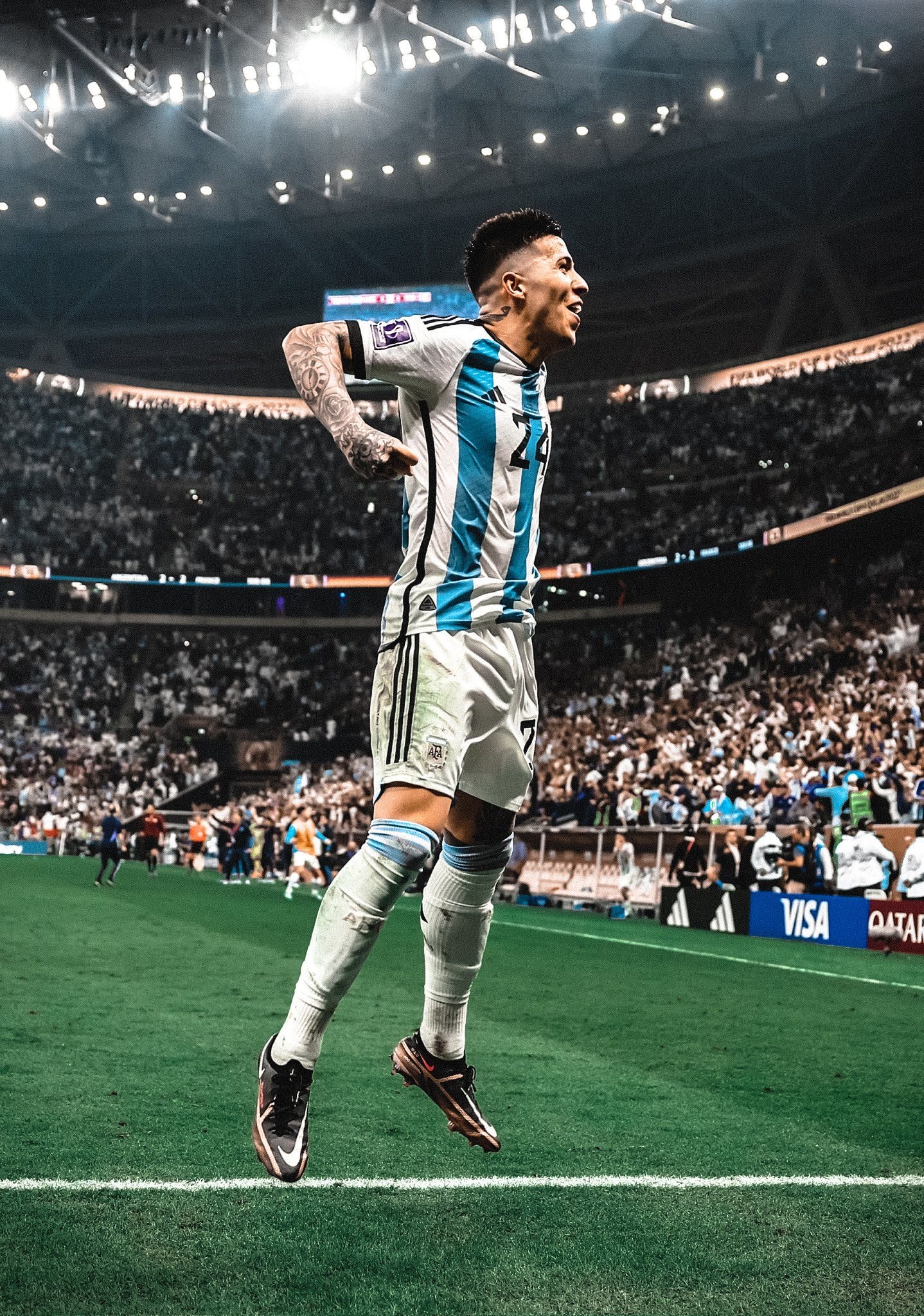 1438x2048 Enzo Fernandez 2026 Wallpaper