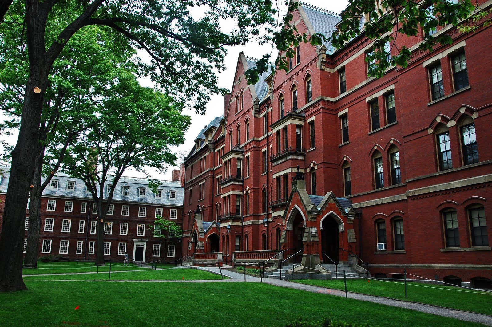1600x1064 Download Harvard University Red Building Wallpaper