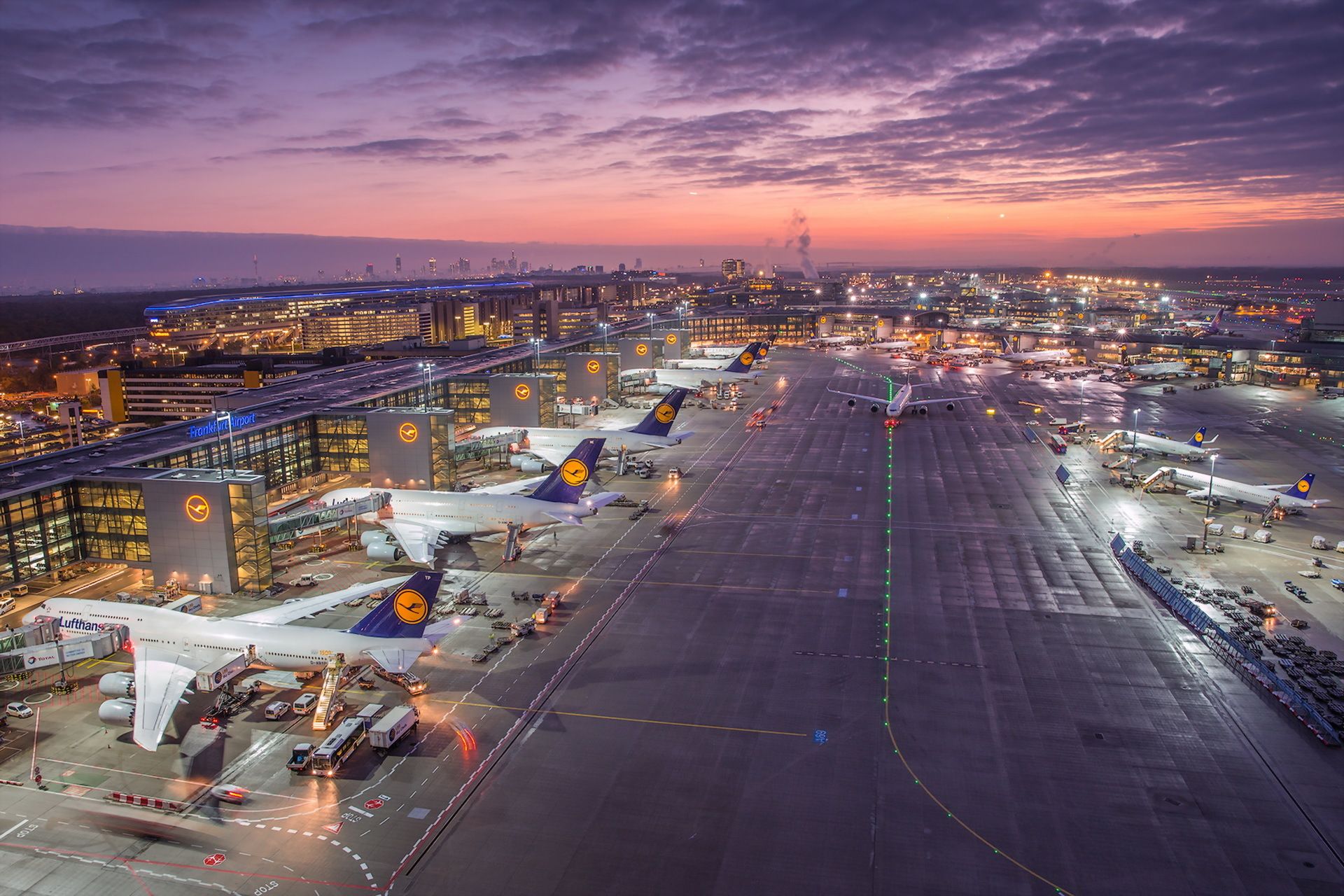 1920x1280 Wallpaper Germany, sunrise, Frankfurt Airport for mobile and desktop, section авиация, resolution 1920x1280