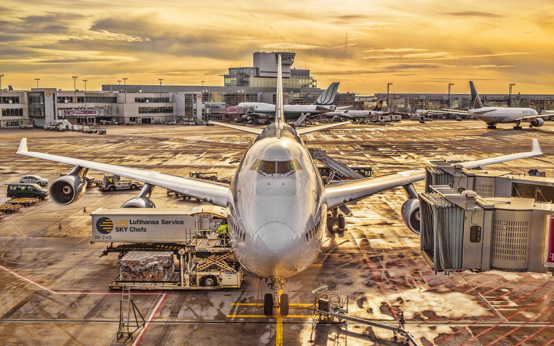 1920x1200 Wallpaper HDR, Frankfurt, Germany, sunset, plane, Lufthansa for mobile and desktop, section авиация, resolution 1920x1200