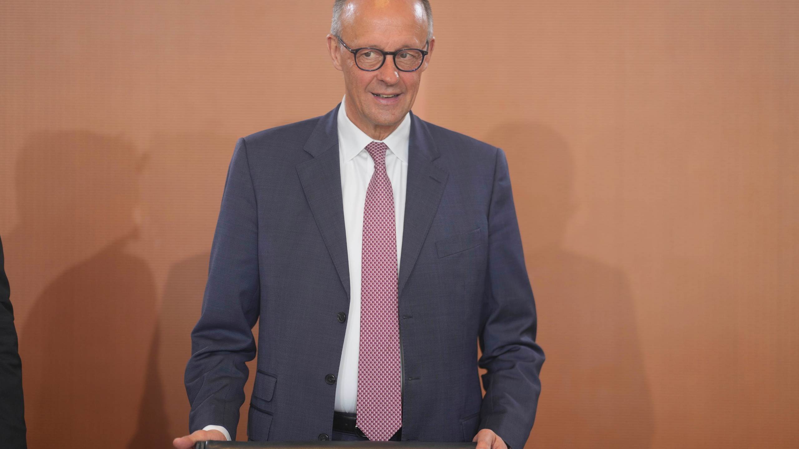 2560x1440 New German leader Friedrich Merz will meet Trump at the White House next week