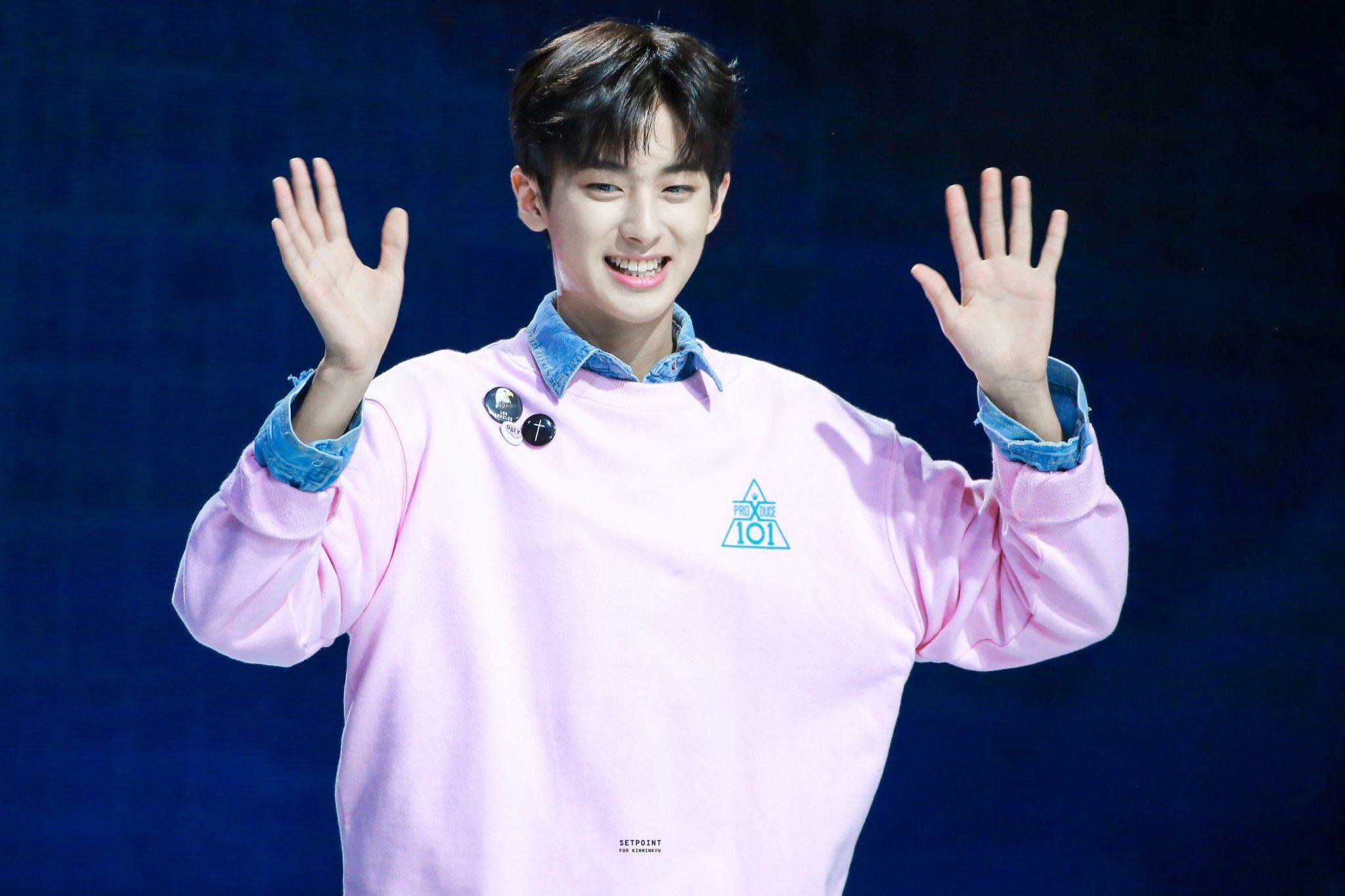 2048x1365 Produce X 101 Kim MinGyu Looks Like A Mix Of NU'EST MinHyun
