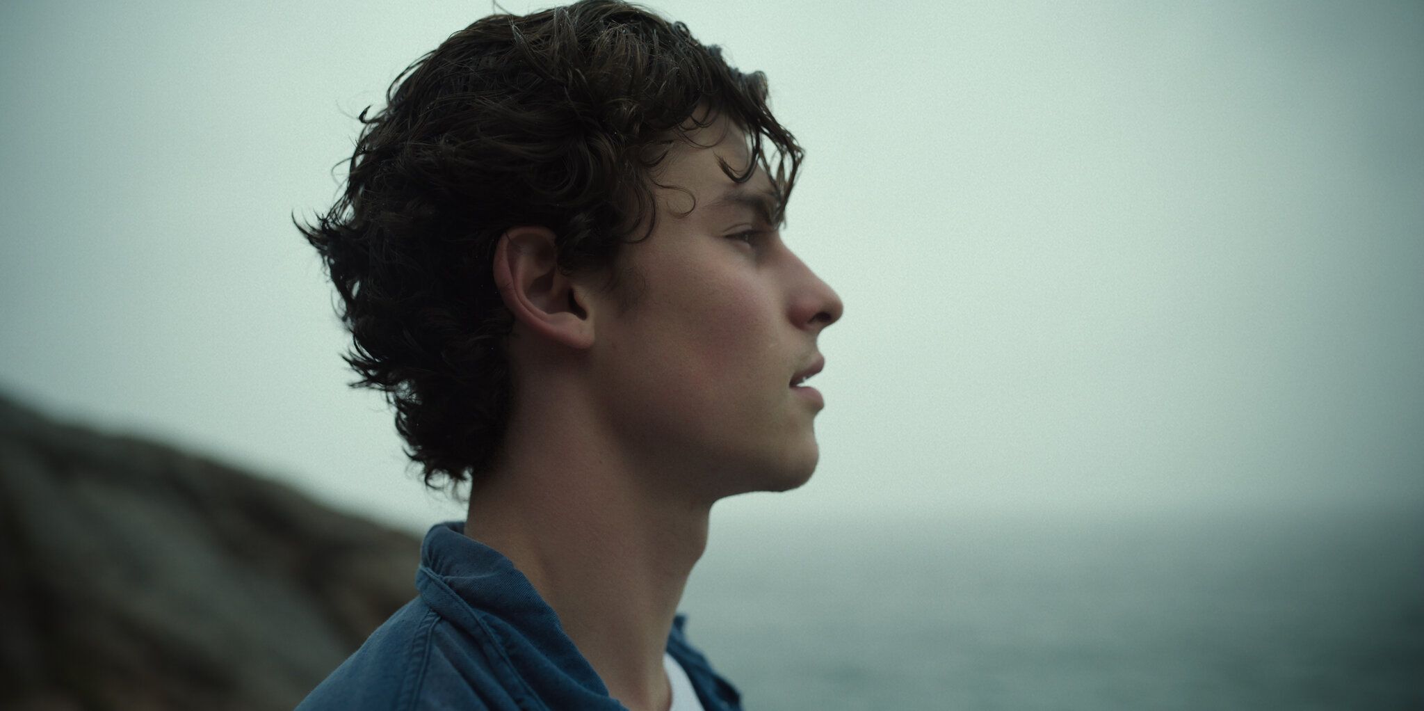 2048x1022 Shawn Mendes: In Wonder' Review: A Skin Deep Portrait