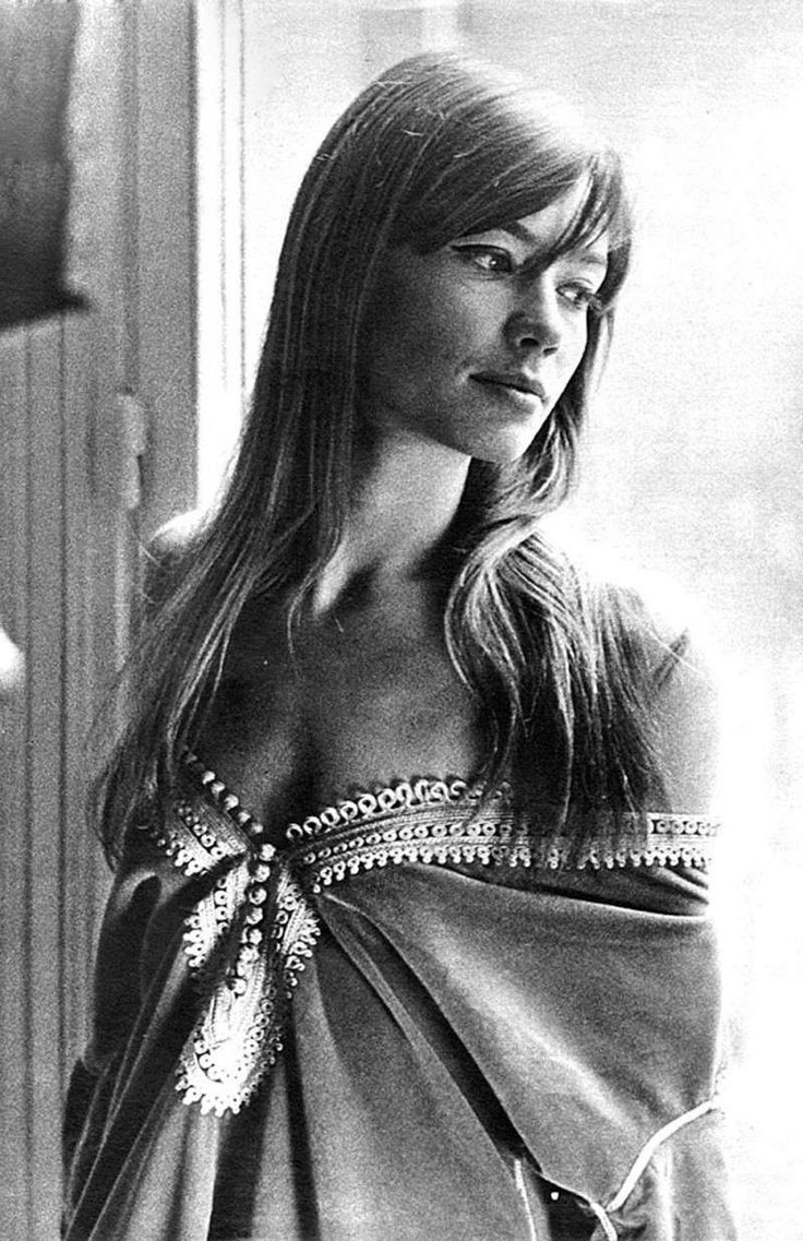 736x1137 Françoise Hardy Wallpaper