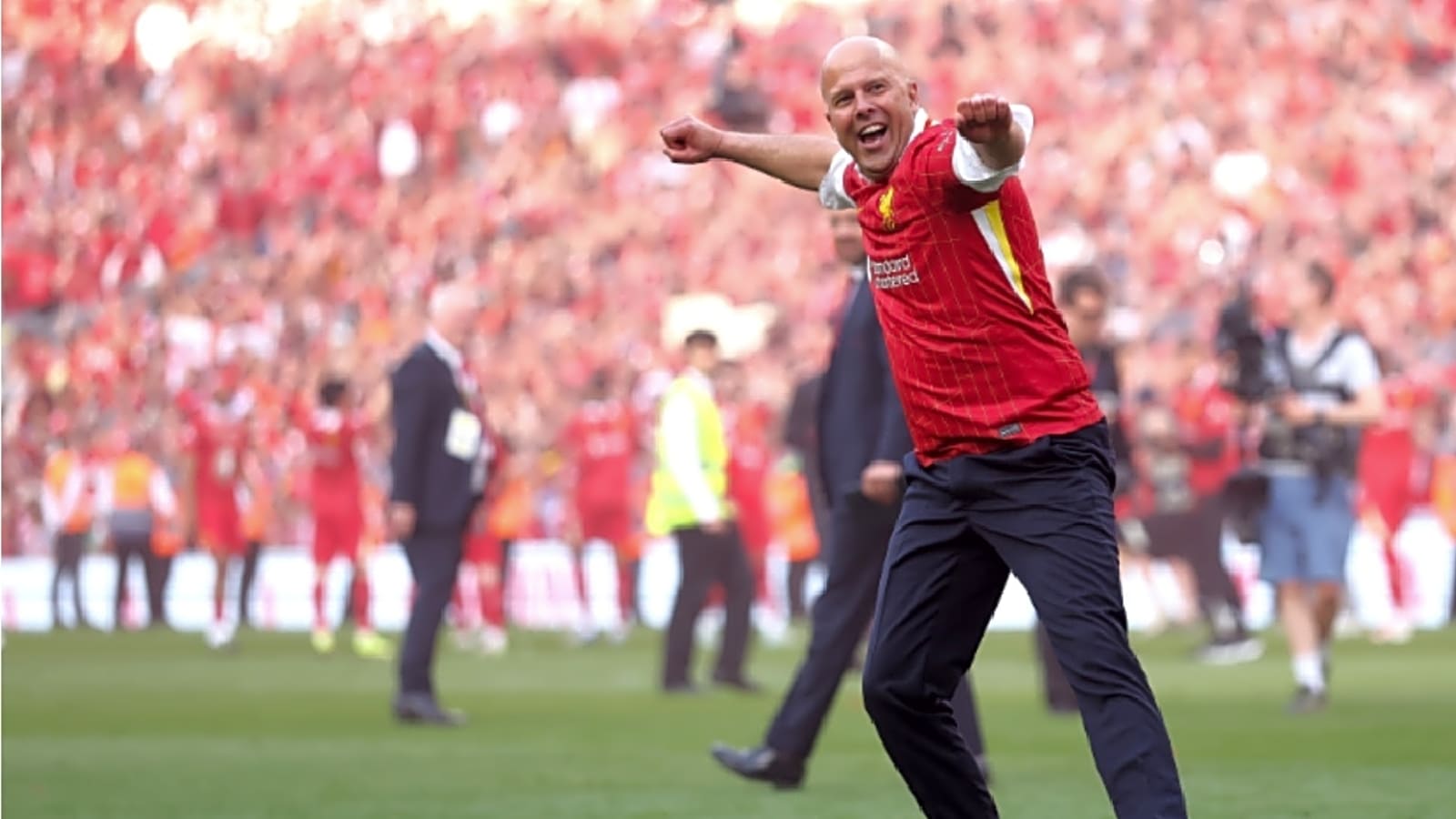 1600x900 Liverpool fans sang one line to Arne Slot and he still hasn't forgotten it