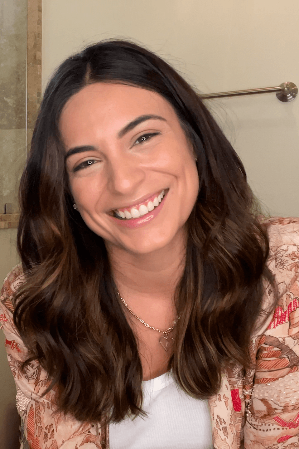 959x1439 Ana Brenda muestra cómo lograr una piel espectacular en Secretos de Belleza. Vogue México