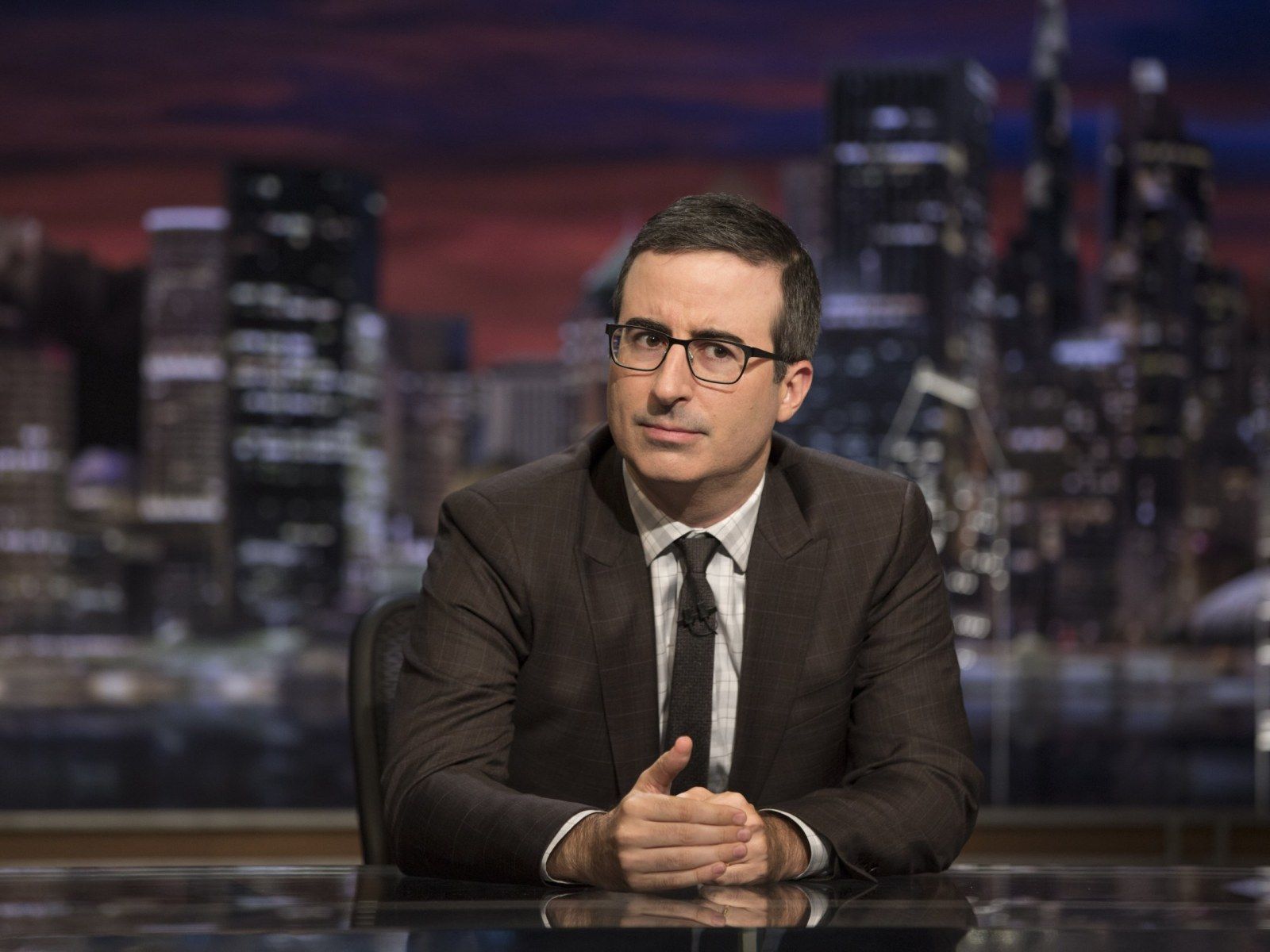 1600x1200 John Oliver Puts Charter Schools Under The Microscope On 'Last Week Tonight' [VIDEO]