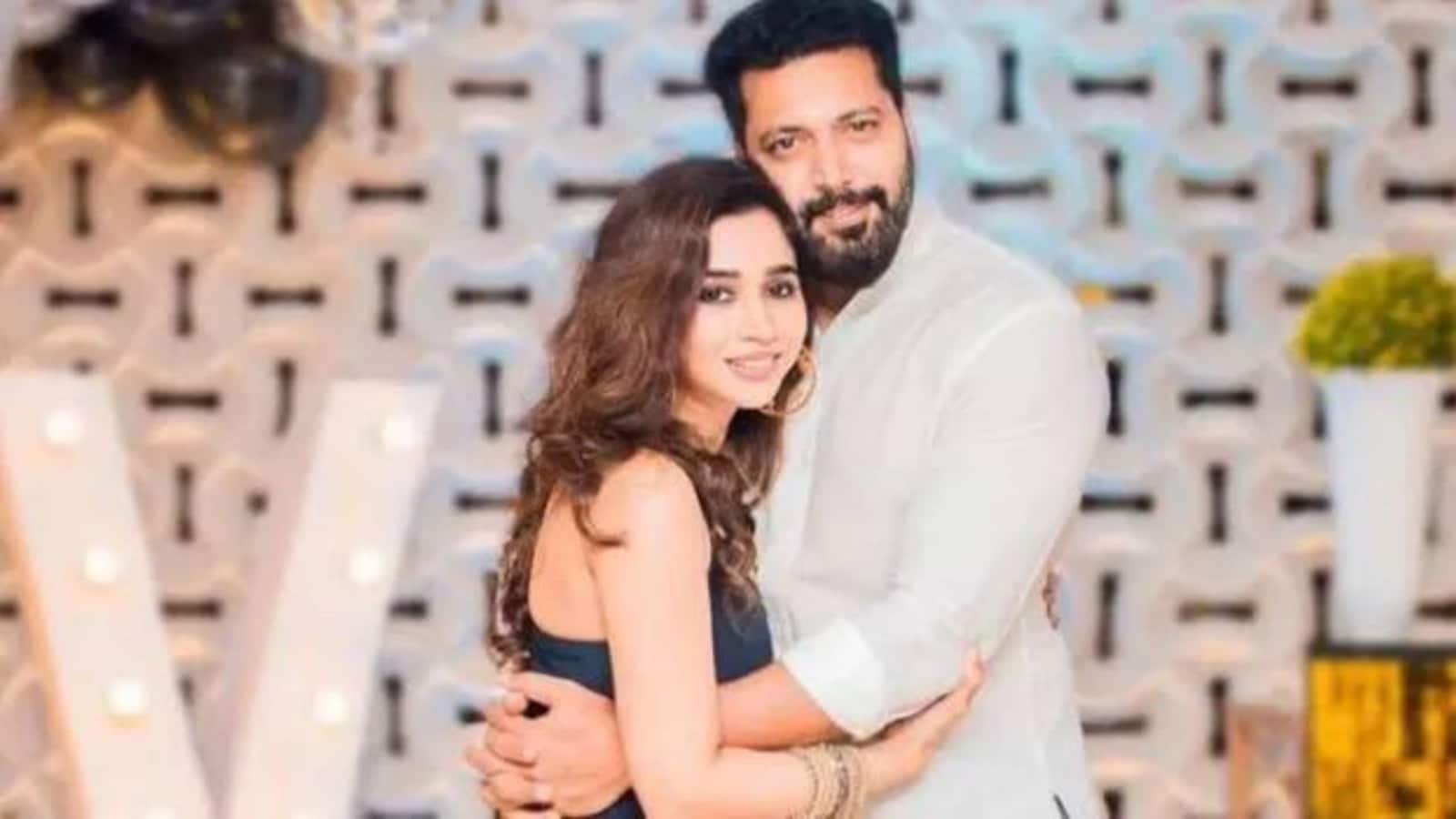 1600x900 Aarti Ravi opens on family challenges as Ravi Mohan spotted with rumoured girlfriend Kenishaa Francis: I Speak as a Mother, Not a Wronged Wife