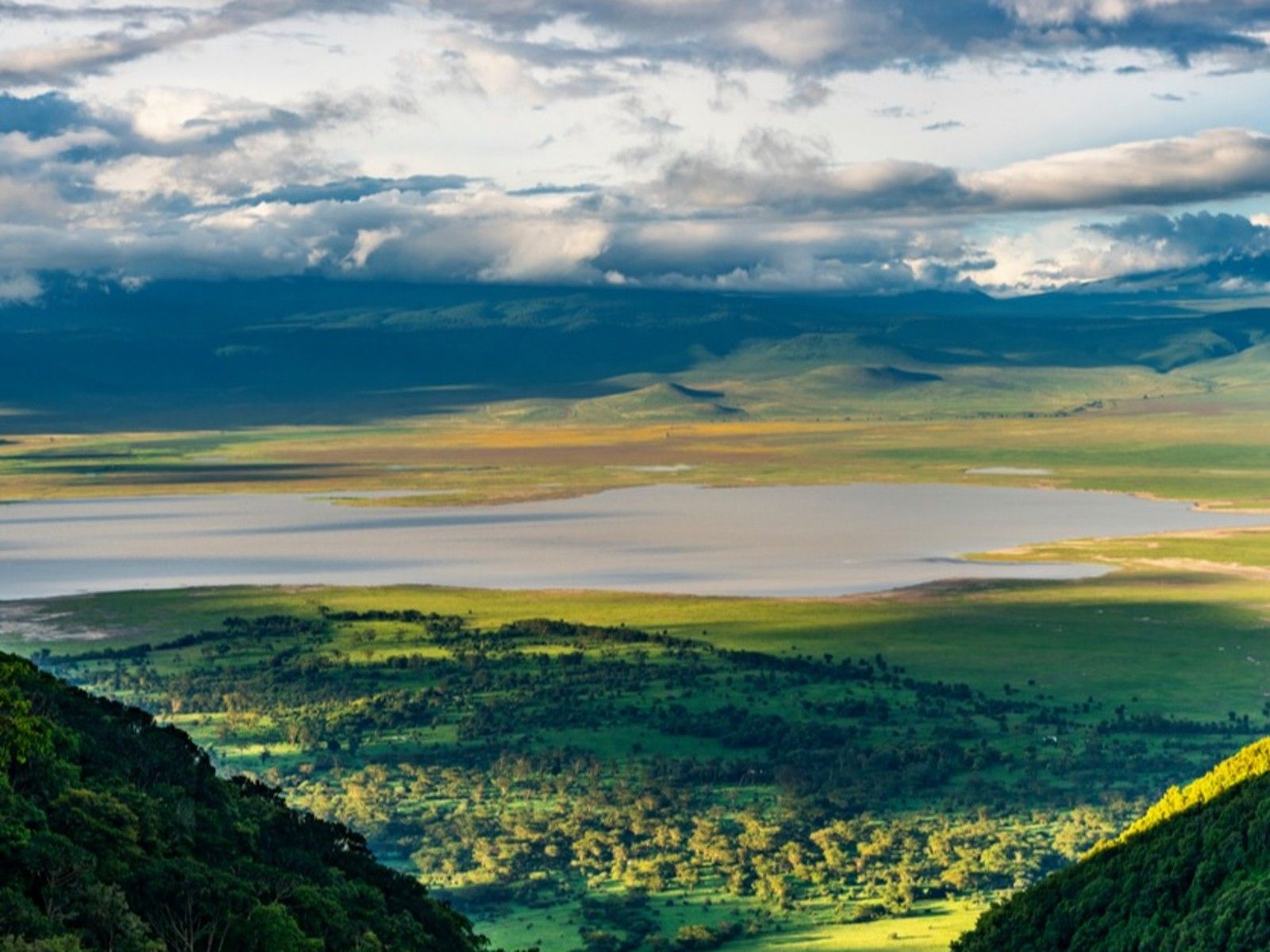 1600x1200 great facts about Tanzania's Ngorongoro Crater