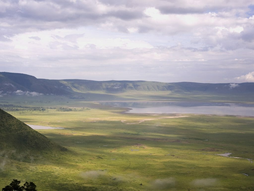 1024x768 Ngorongoro Crater