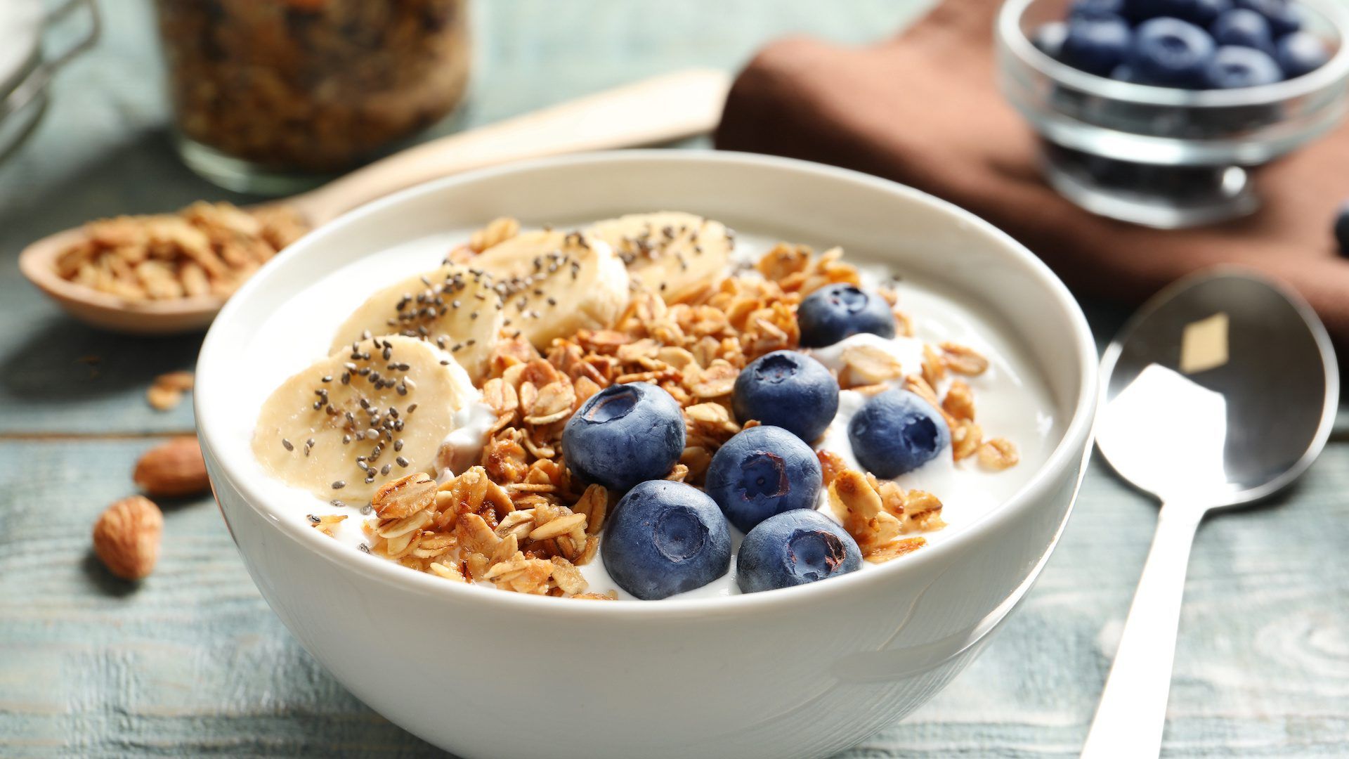 1920x1080 Chobani: Standing Out Among Yogurt Competitors