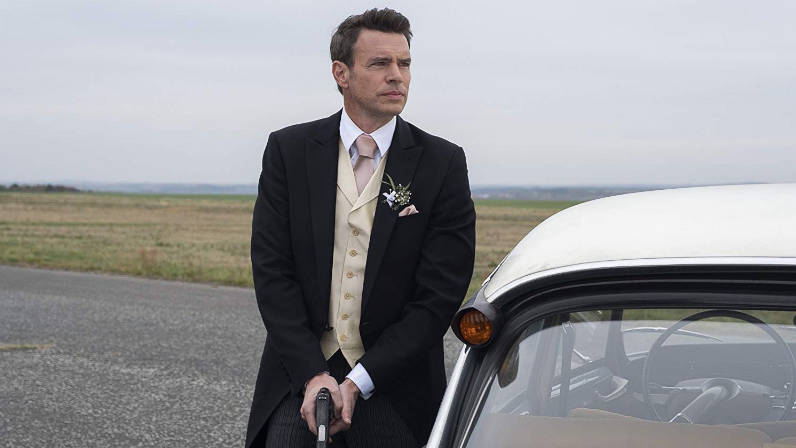 1600x900 Secrets, spies and lies: Scott Foley talks 'Whiskey Cavalier'