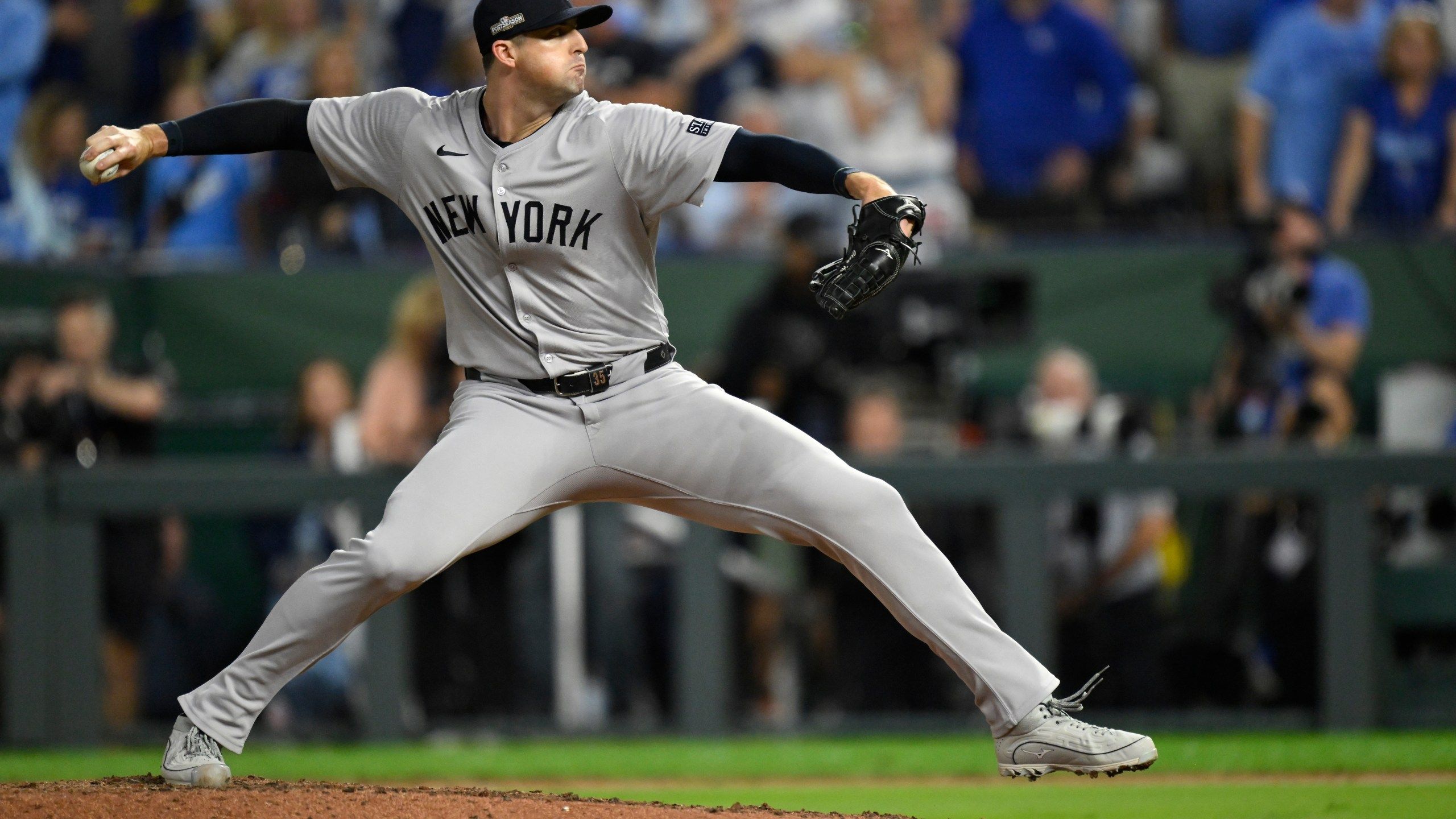 2560x1440 Clay Holmes rediscovers form a month after being pulled from closer's role as Yankees prep for ALCS