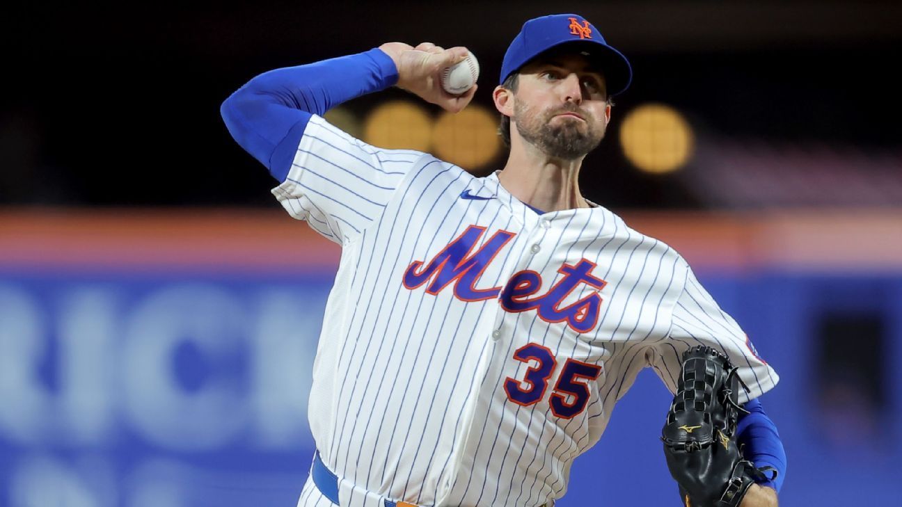 1296x729 Mets' Clay Holmes struck by comebacker, fractures right fibula