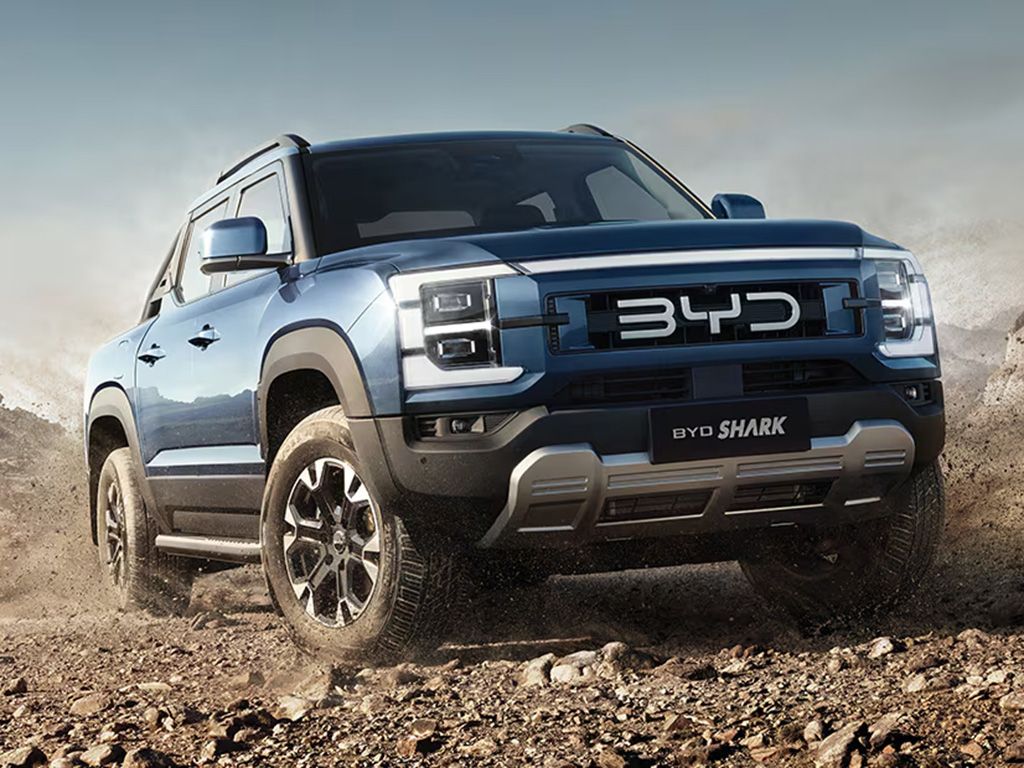 1024x768 BYD Shark 6 Plug In Hybrid Pickup Launched In The UAE