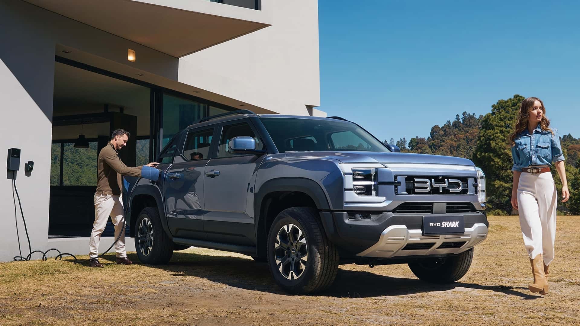 1920x1080 BYD Unveils Shark PHEV Pickup, WIll Not be Sold in The U.S