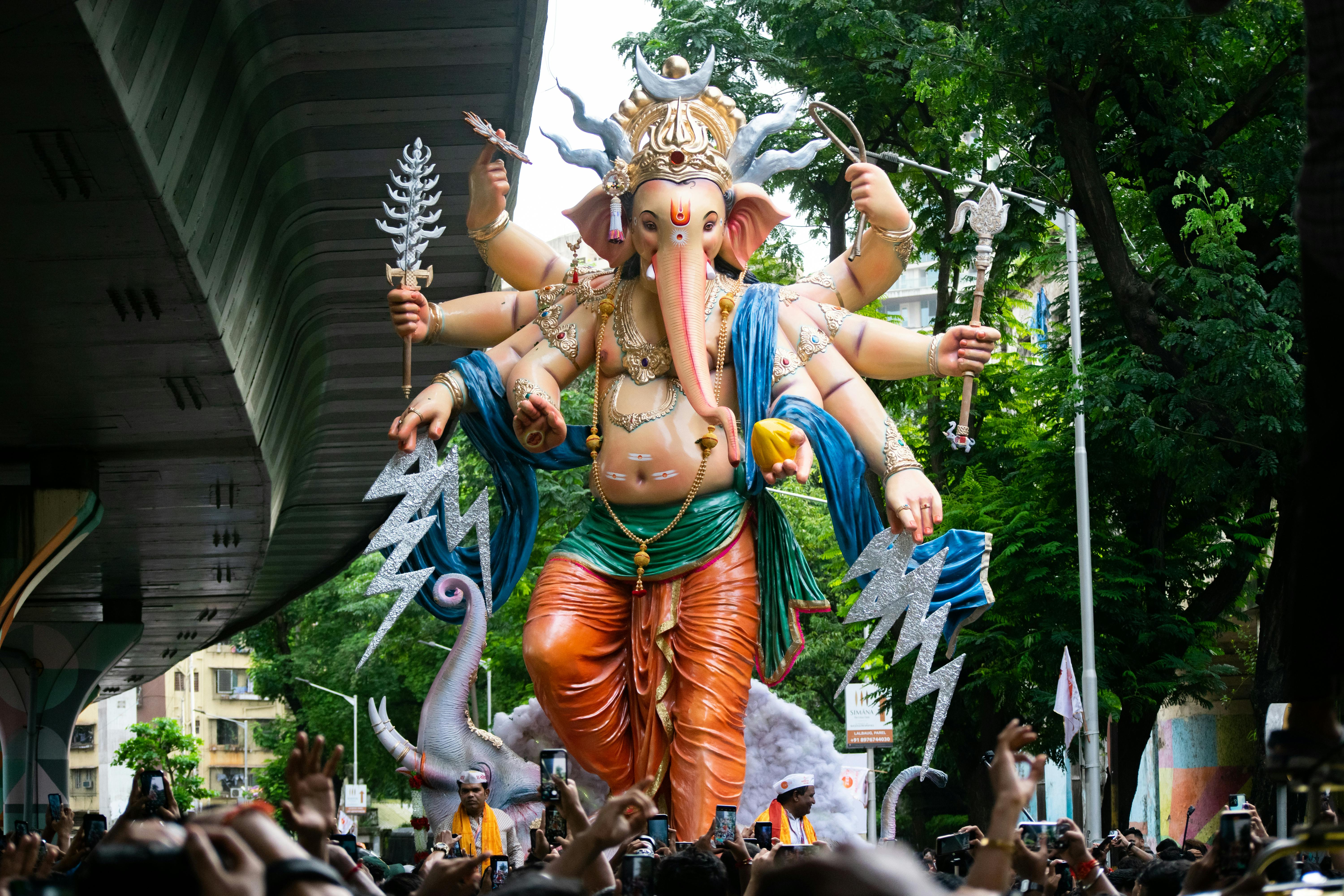 6000x4000 Parel Cha Raja 2023 · Free